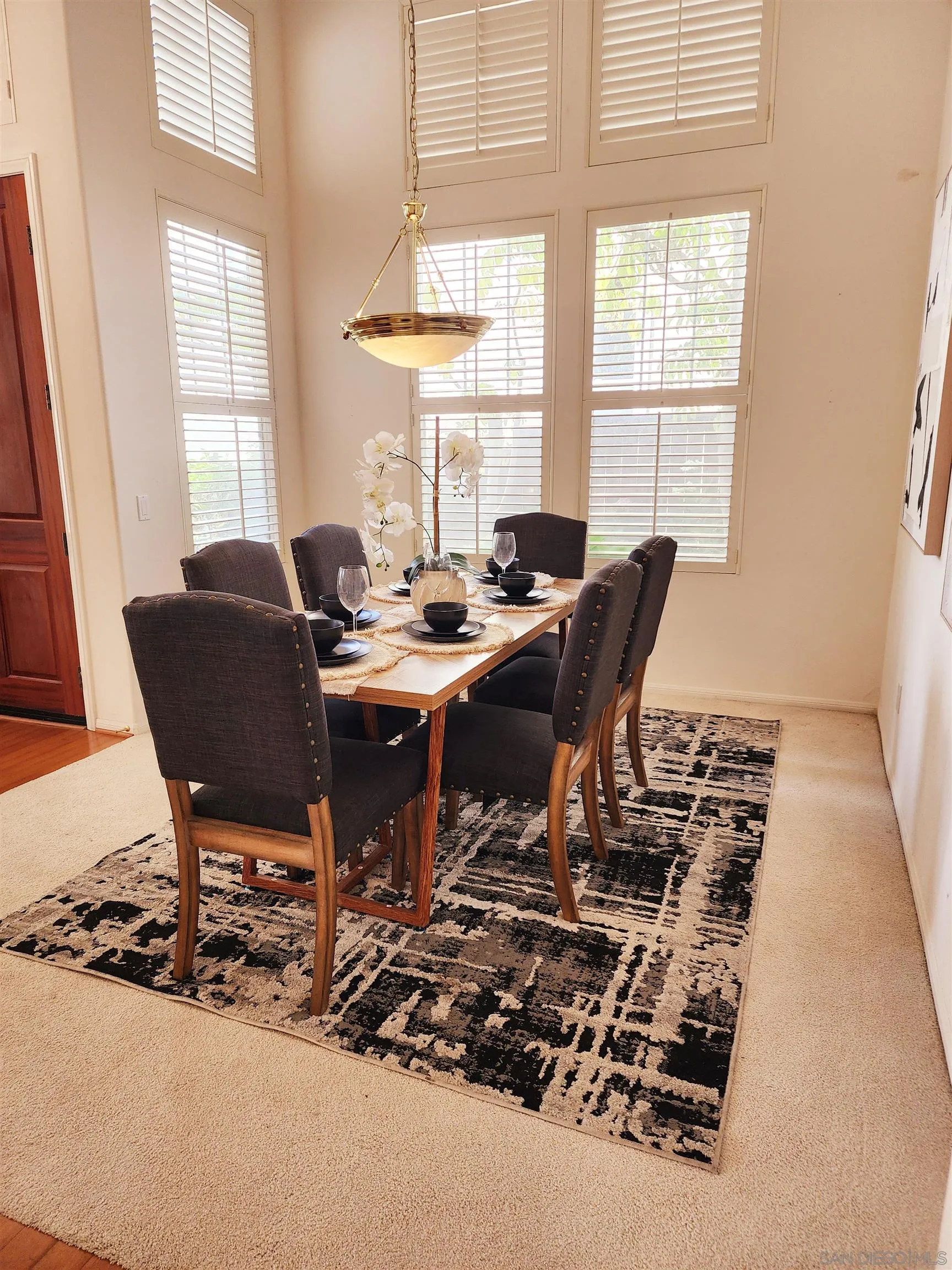 https://cdn.realtyfeed.com/cdn/127/250036459/e1cf1843e4d252569c47fcb9b4e7b467.webp