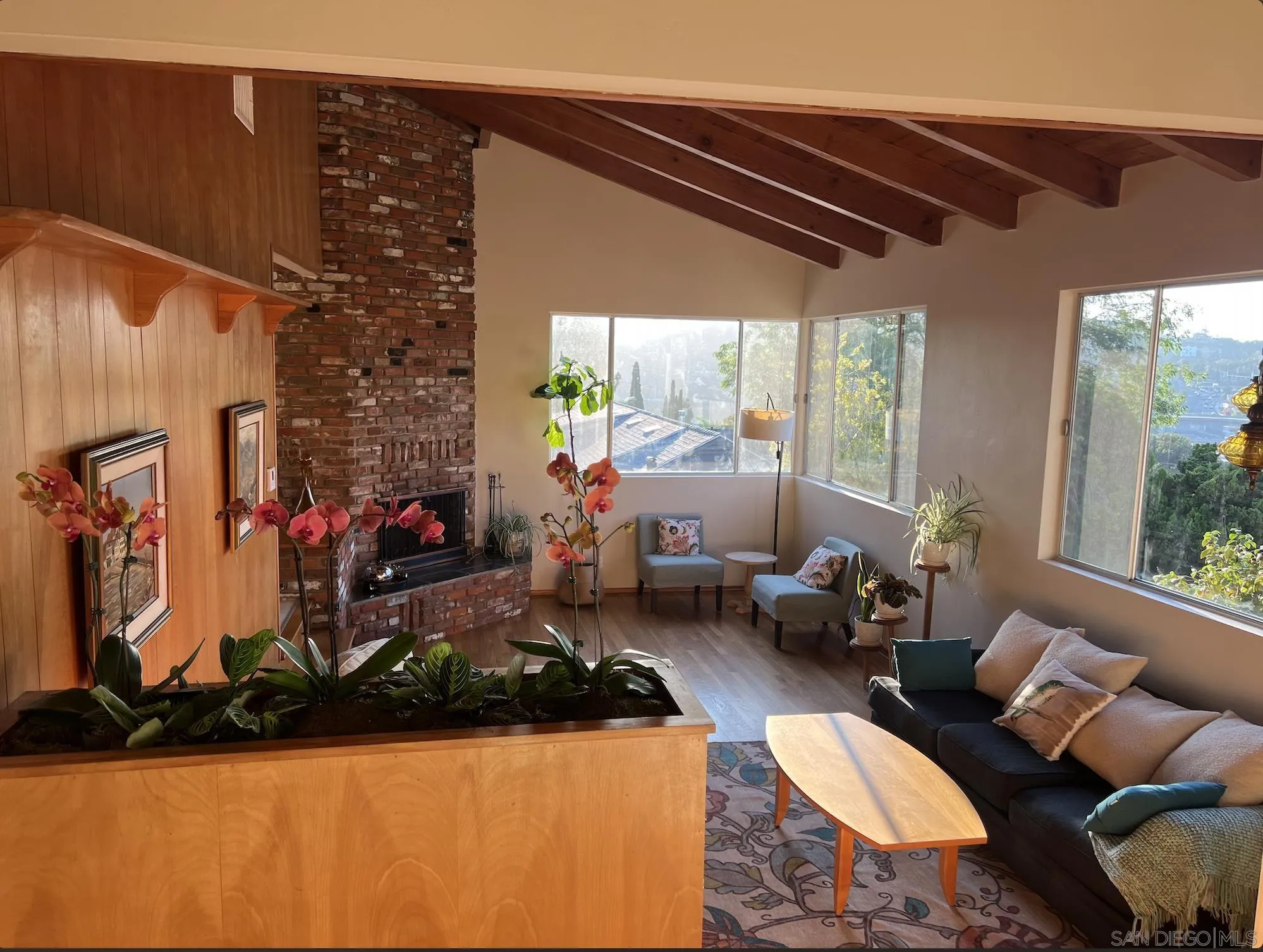 https://cdn.realtyfeed.com/cdn/127/250036460/97da636a91c1b0e85c62ad24b6726656.webp