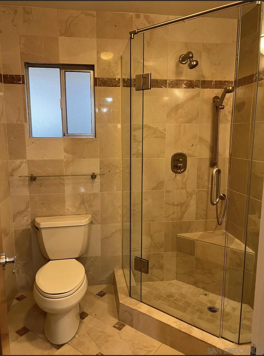 https://cdn.realtyfeed.com/cdn/127/250036460/9911d1c888950c1d4cee01b3a7b136c3.webp
