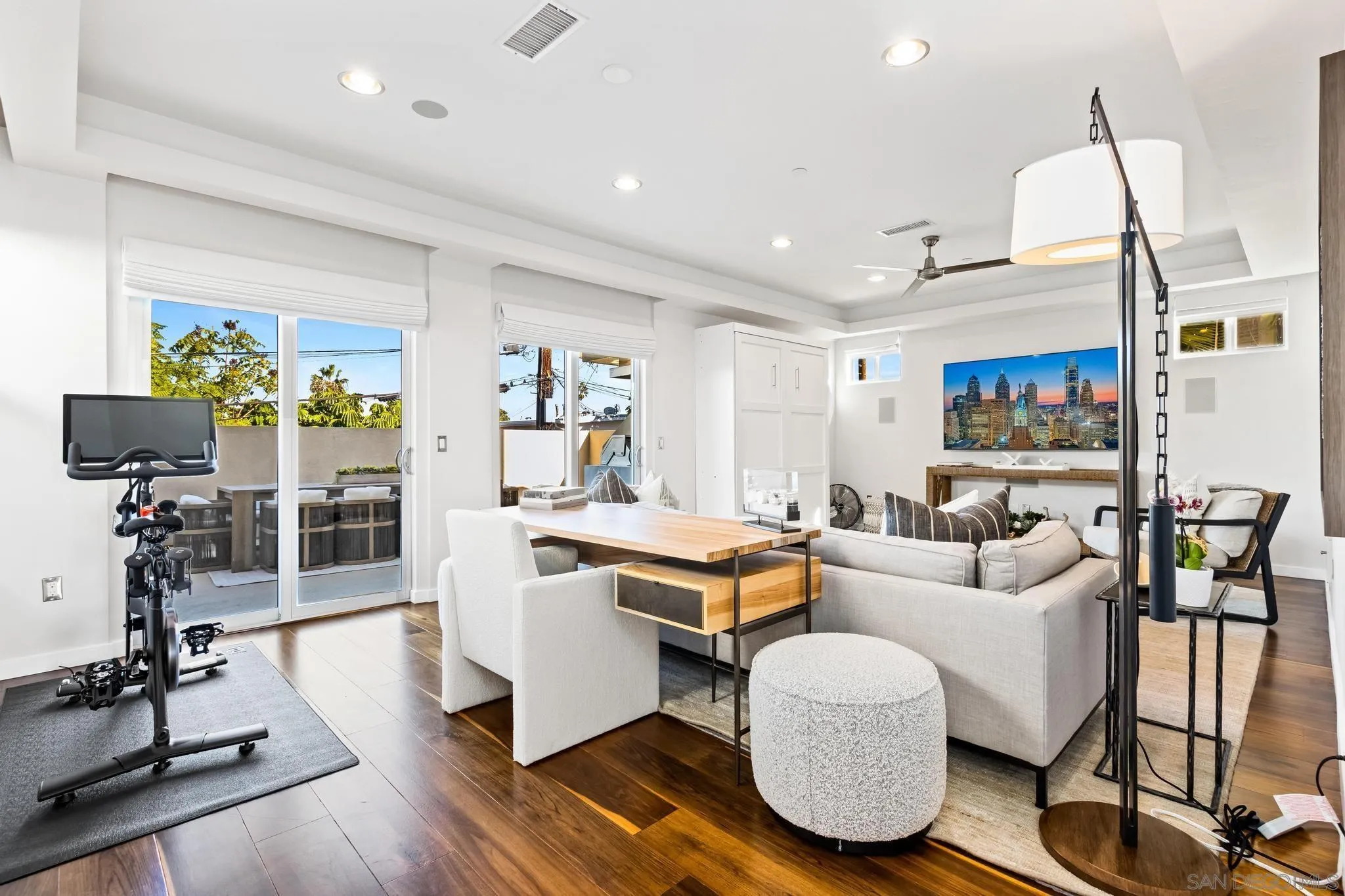 https://cdn.realtyfeed.com/cdn/127/250036462/48d0eb8c9648618c41f999d98b089d5f.webp