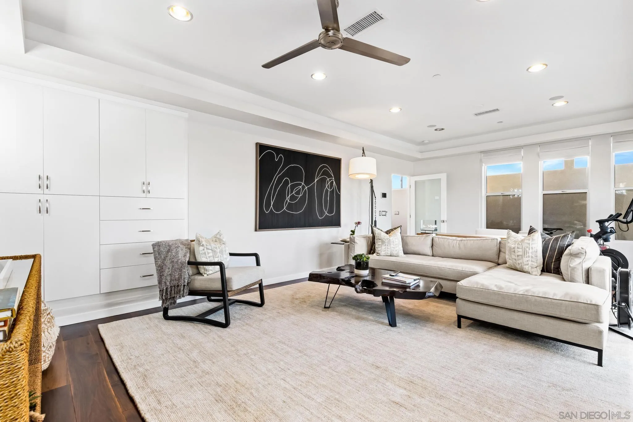 https://cdn.realtyfeed.com/cdn/127/250036462/d180427bba267d45726b0c0382f9c4f9.webp