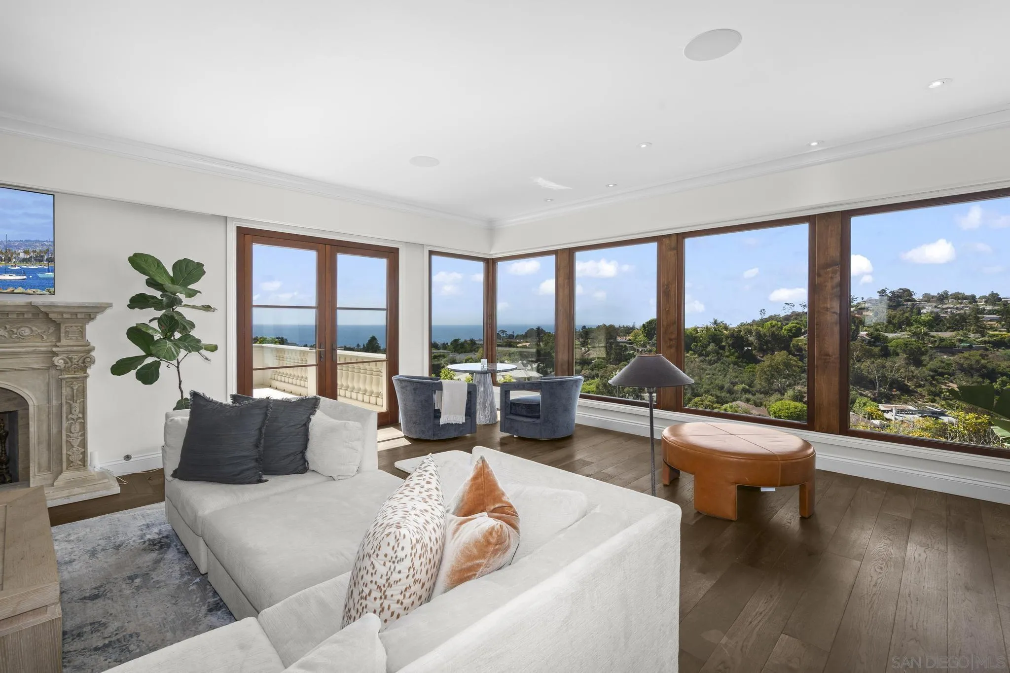 https://cdn.realtyfeed.com/cdn/127/250036465/1e670884ce16ded157f543d7ad5514b8.webp