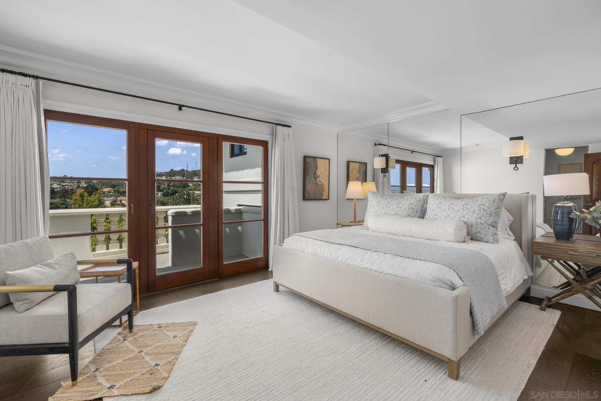 https://cdn.realtyfeed.com/cdn/127/250036465/31975481091b85e1747520e019b15d48.webp
