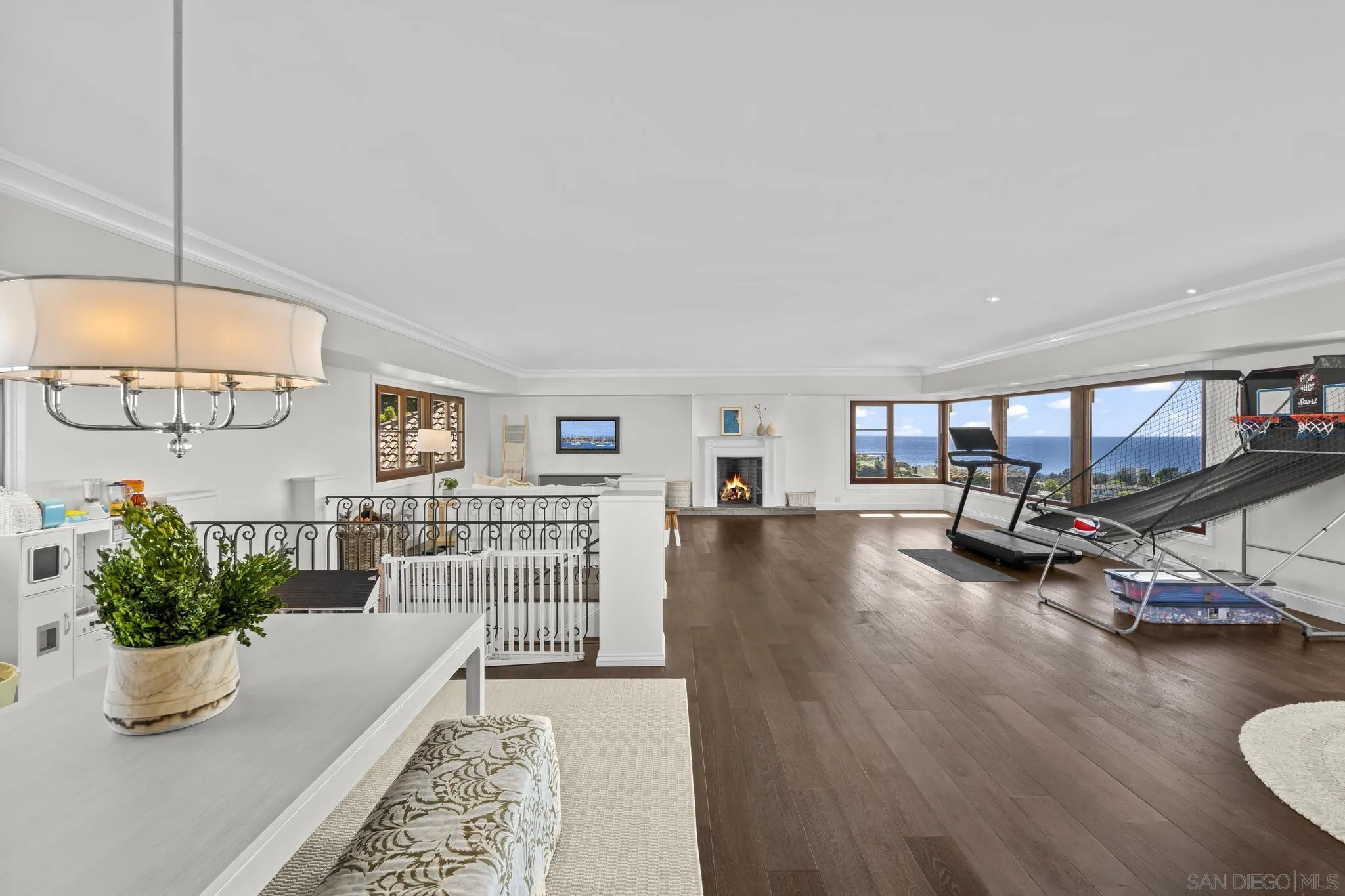 https://cdn.realtyfeed.com/cdn/127/250036465/558dab1d9ac6c20e28c67f4fcf02cb40.webp