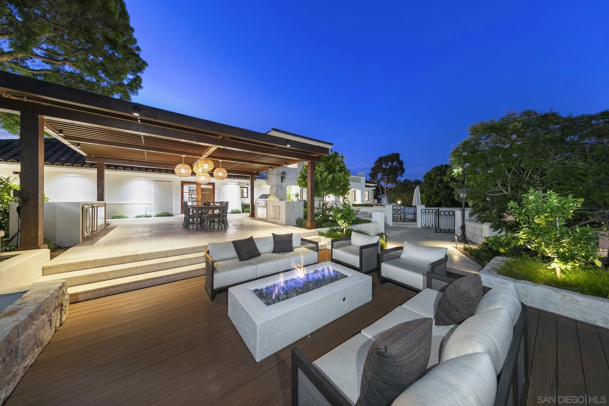 https://cdn.realtyfeed.com/cdn/127/250036465/5bb476864e5bb4a1595bbf7e6ebb980c.webp