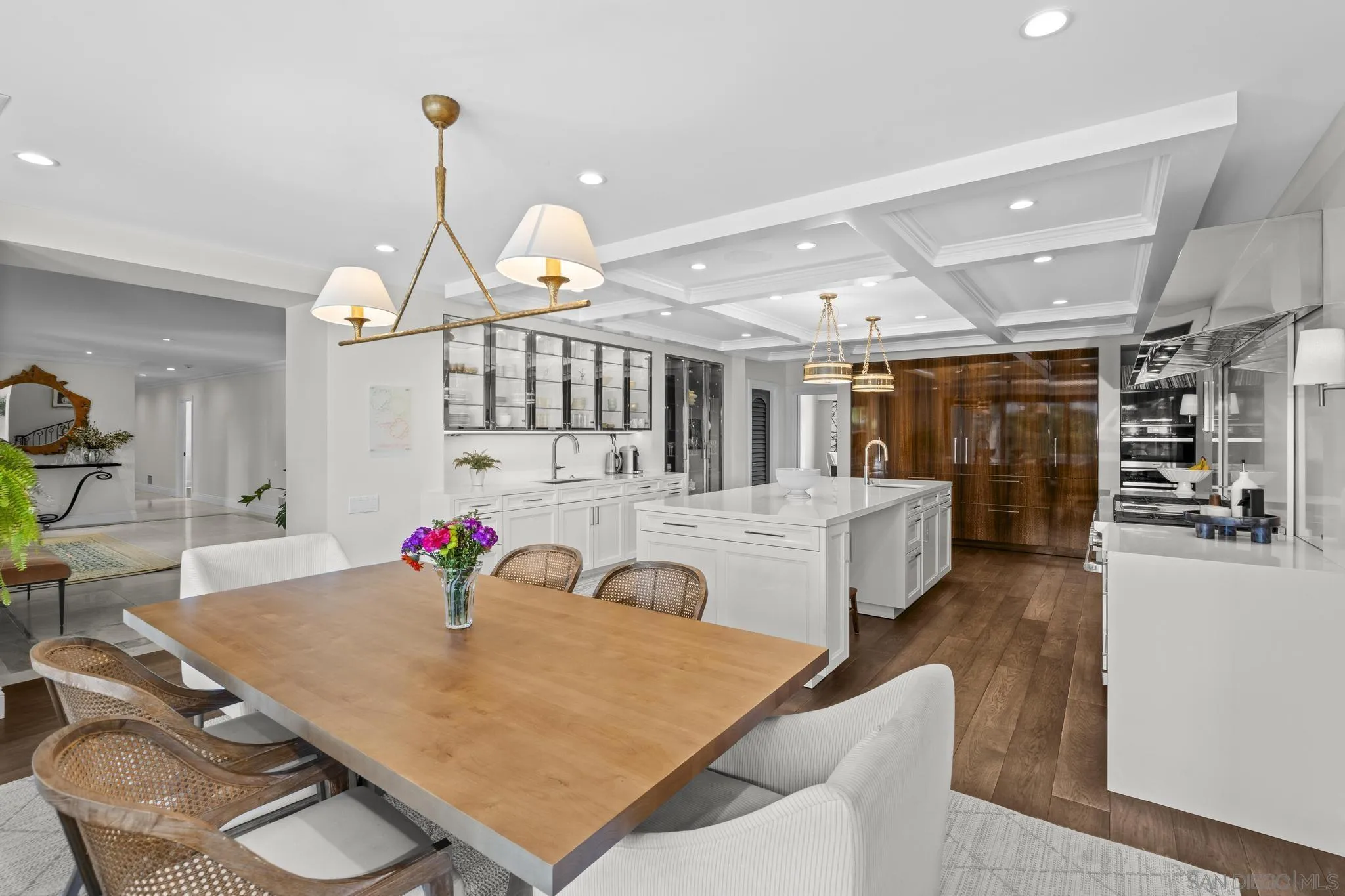 https://cdn.realtyfeed.com/cdn/127/250036465/f7eea0d6462b638a6c0d4f721b022b0f.webp