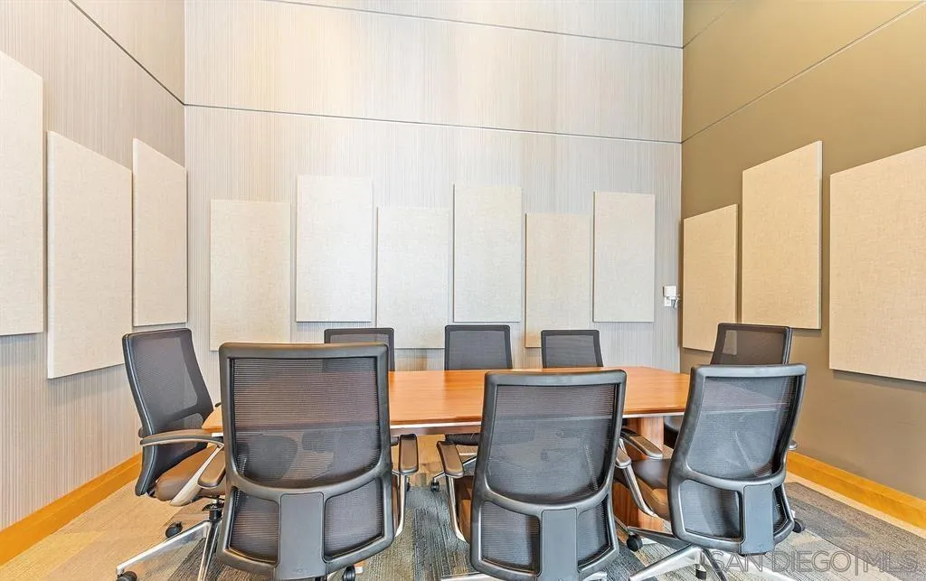 https://cdn.realtyfeed.com/cdn/127/250036467/057611720acb01ddde7cd63171c57dff.webp