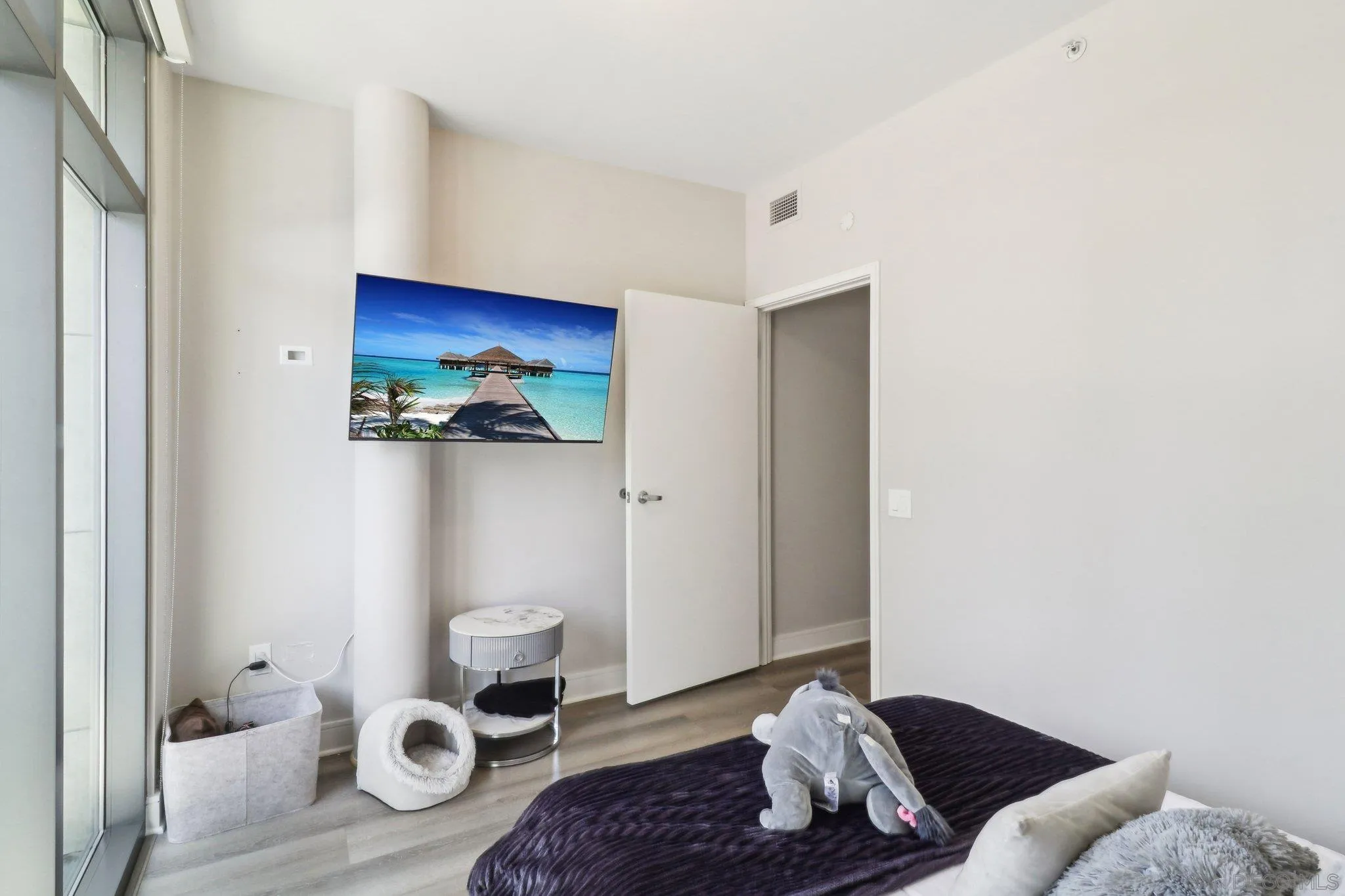 https://cdn.realtyfeed.com/cdn/127/250036467/68c132b85851b482dff852b2308c53b6.webp