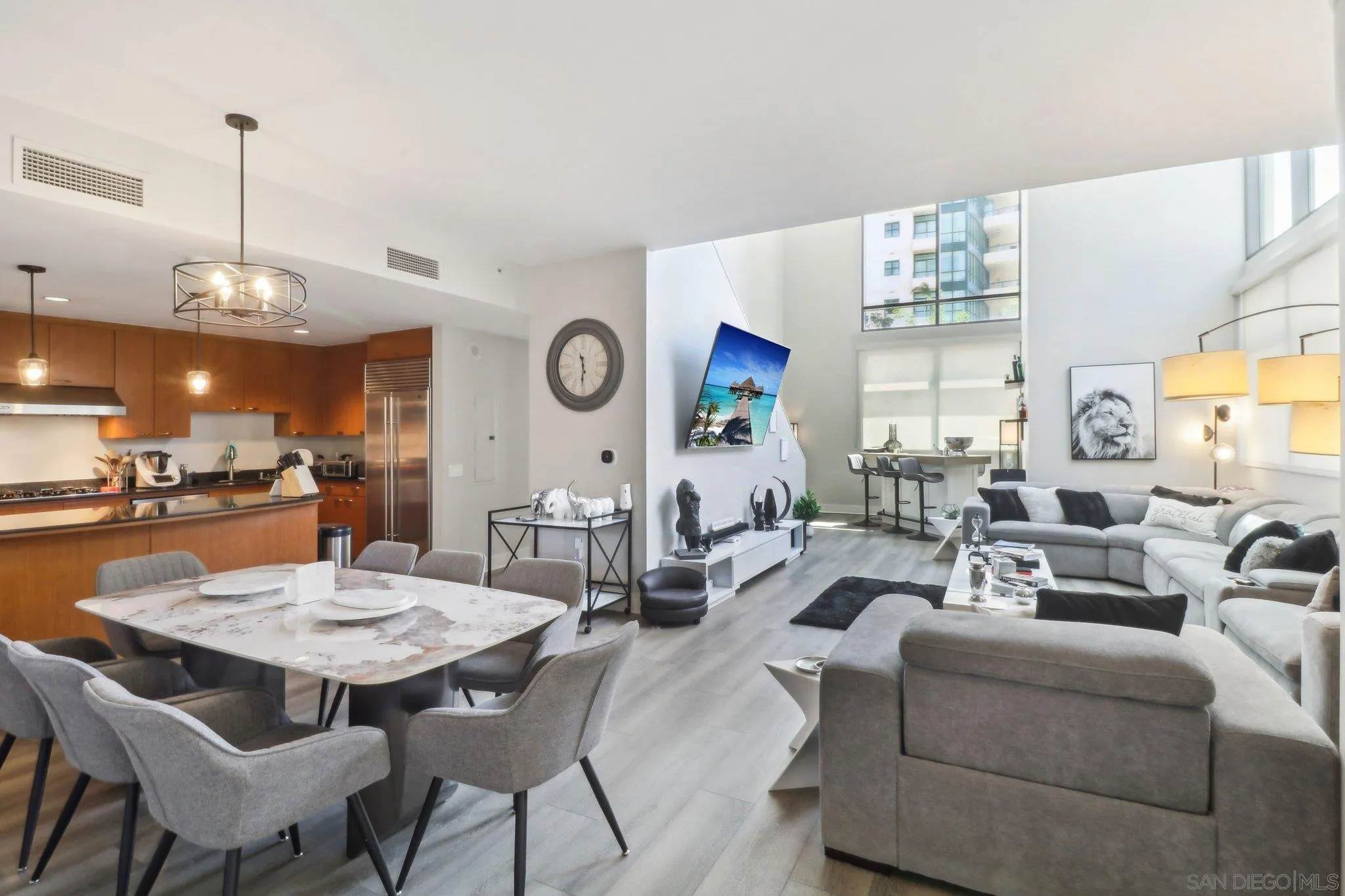 https://cdn.realtyfeed.com/cdn/127/250036467/95ad39242284789aa065f06de2fe64b1.webp
