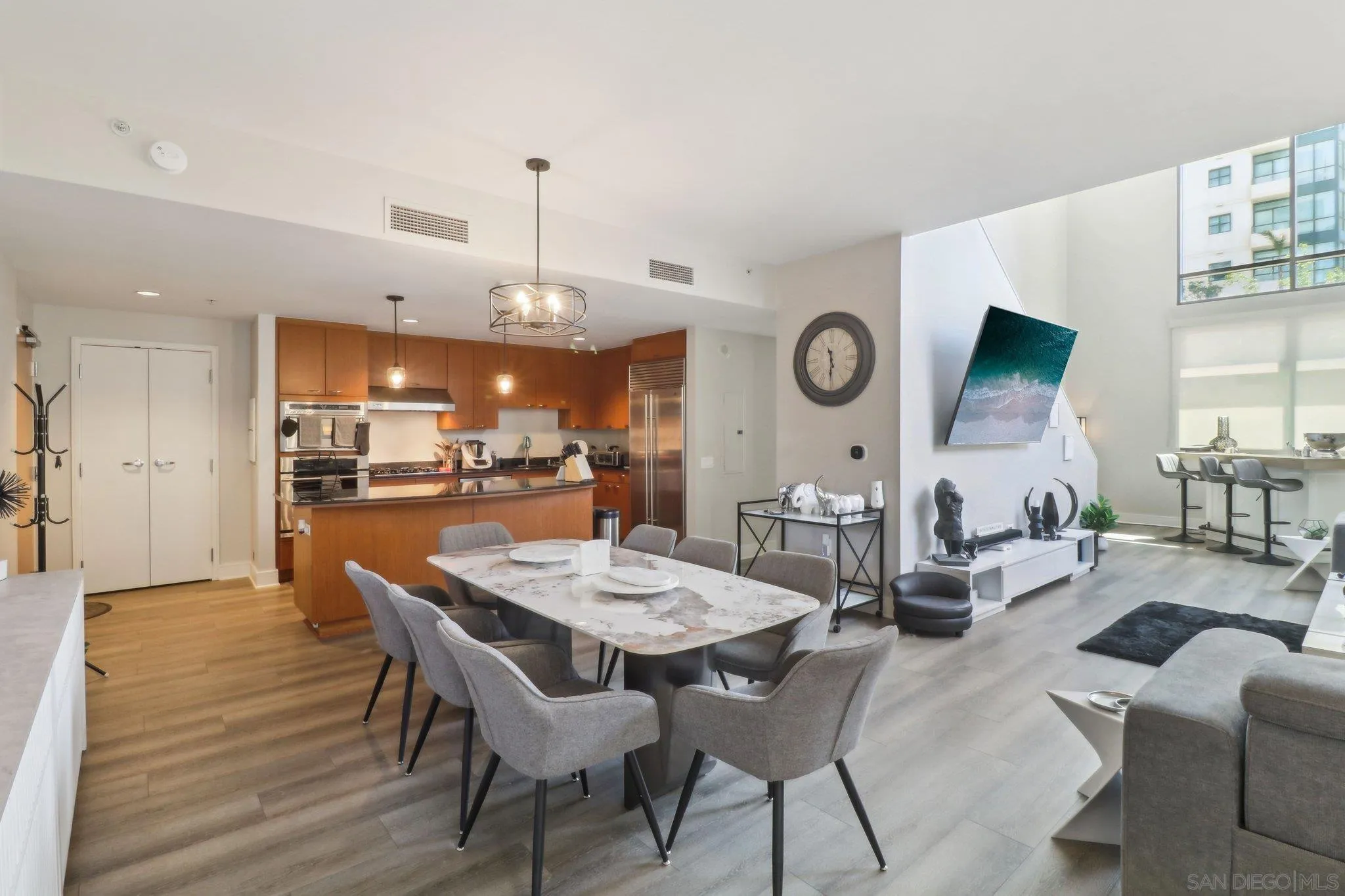 https://cdn.realtyfeed.com/cdn/127/250036467/cde3ee6ae6a2443e30e0ee0f5093fde5.webp