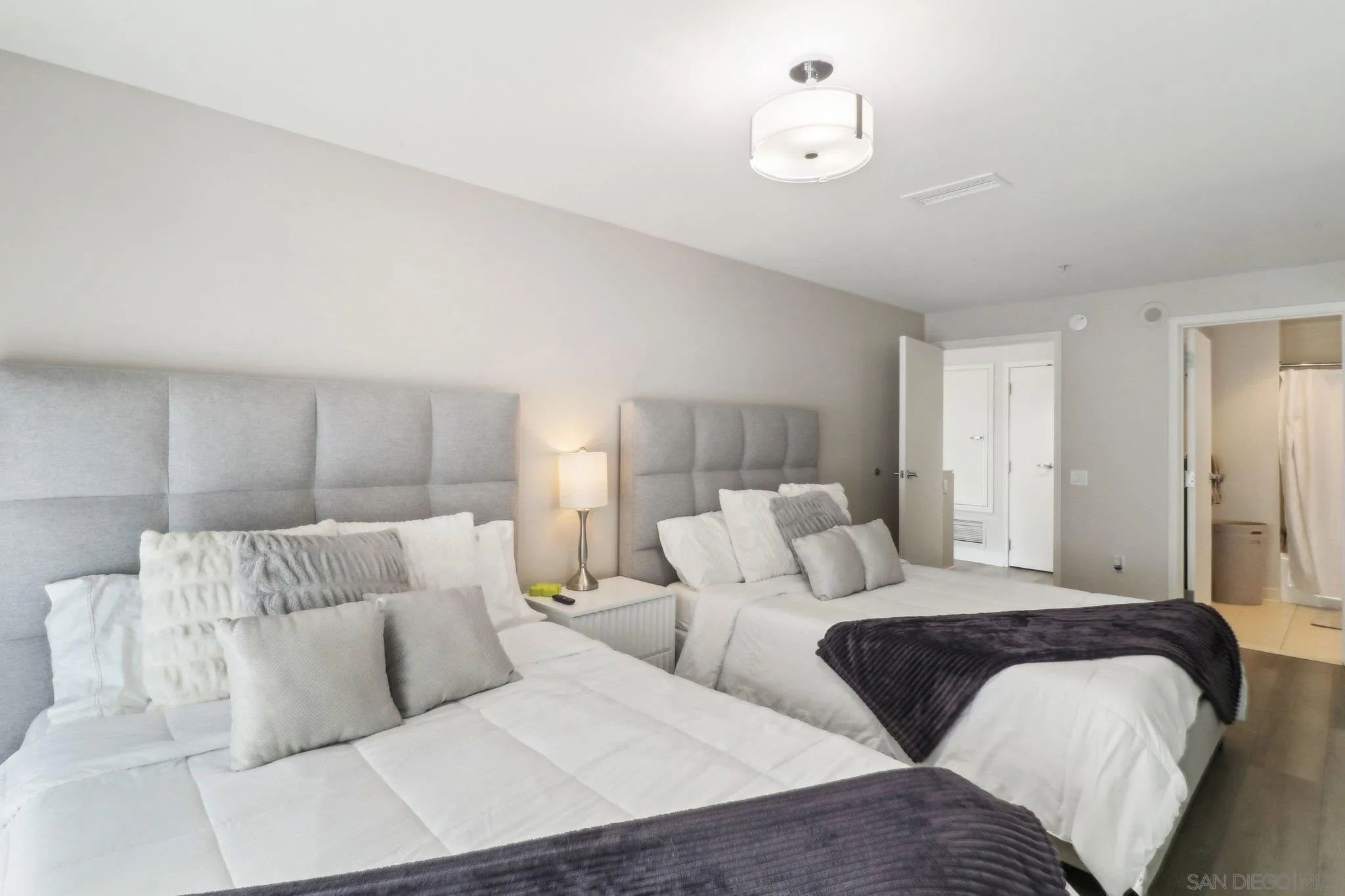 https://cdn.realtyfeed.com/cdn/127/250036467/d3bf65b90ef54bb2f96015bc55951787.webp