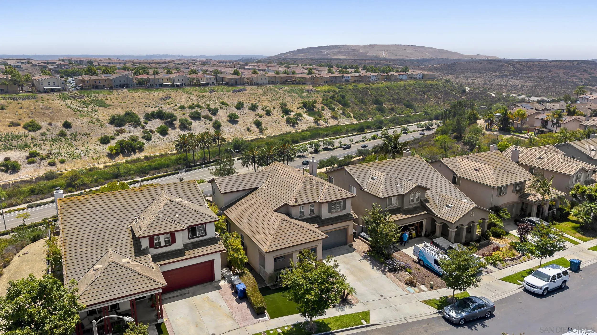 https://cdn.realtyfeed.com/cdn/127/250036468/21cc0a811539496be0e94c3c785b7220.webp