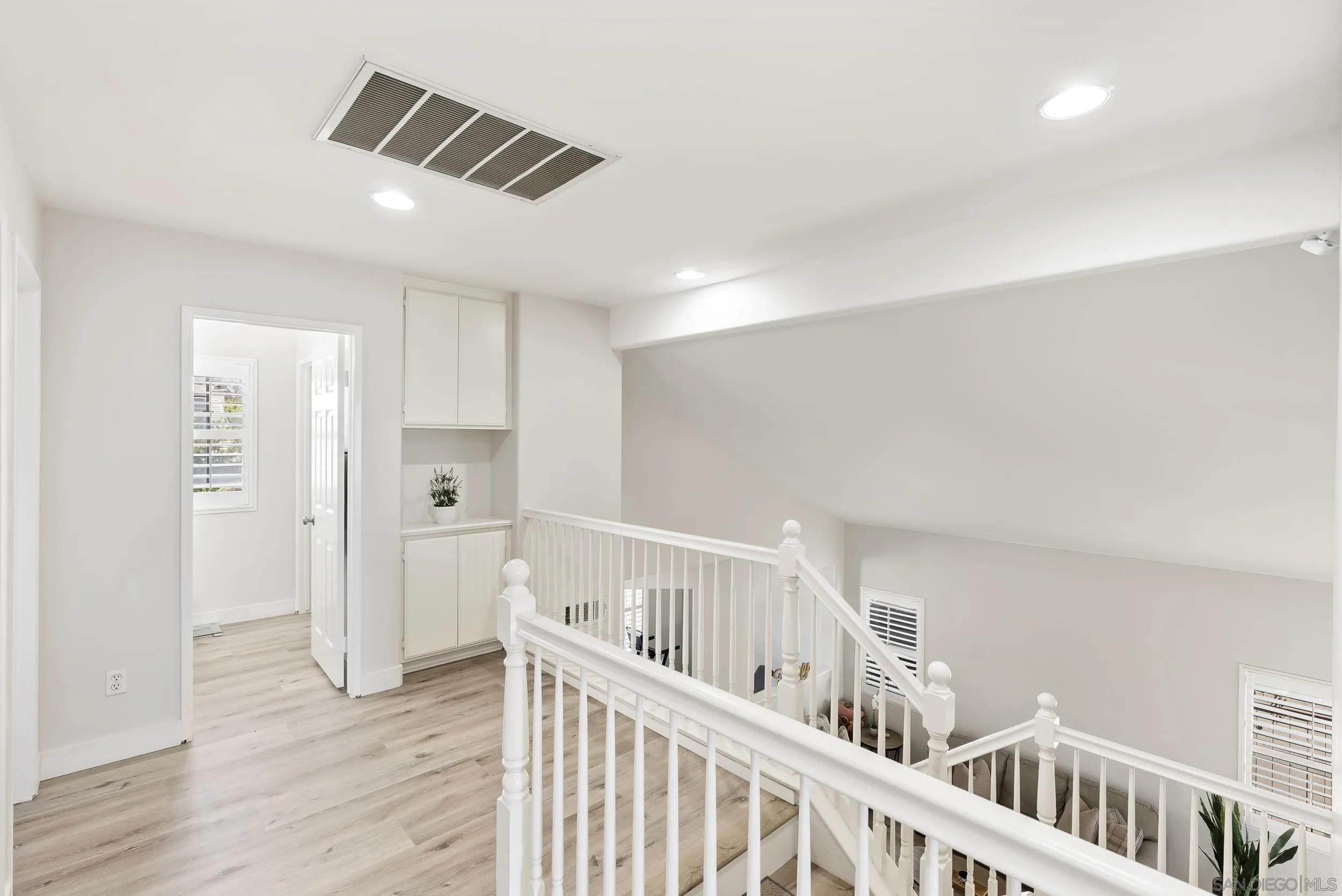 https://cdn.realtyfeed.com/cdn/127/250036468/23fdb328abba86833c9649ef7791701f.webp