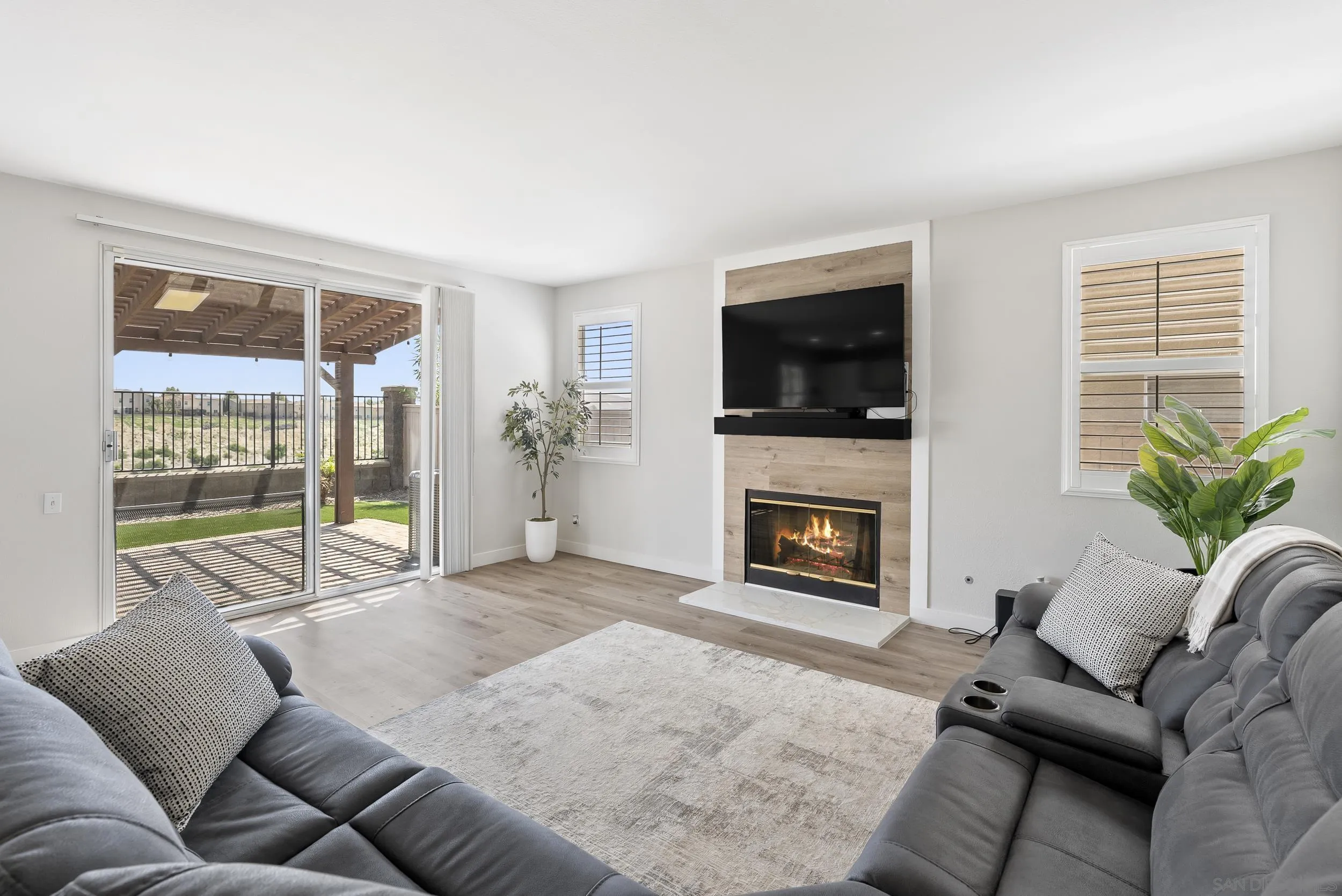 https://cdn.realtyfeed.com/cdn/127/250036468/97b0881799029d21fa8b6bb616a8c899.webp