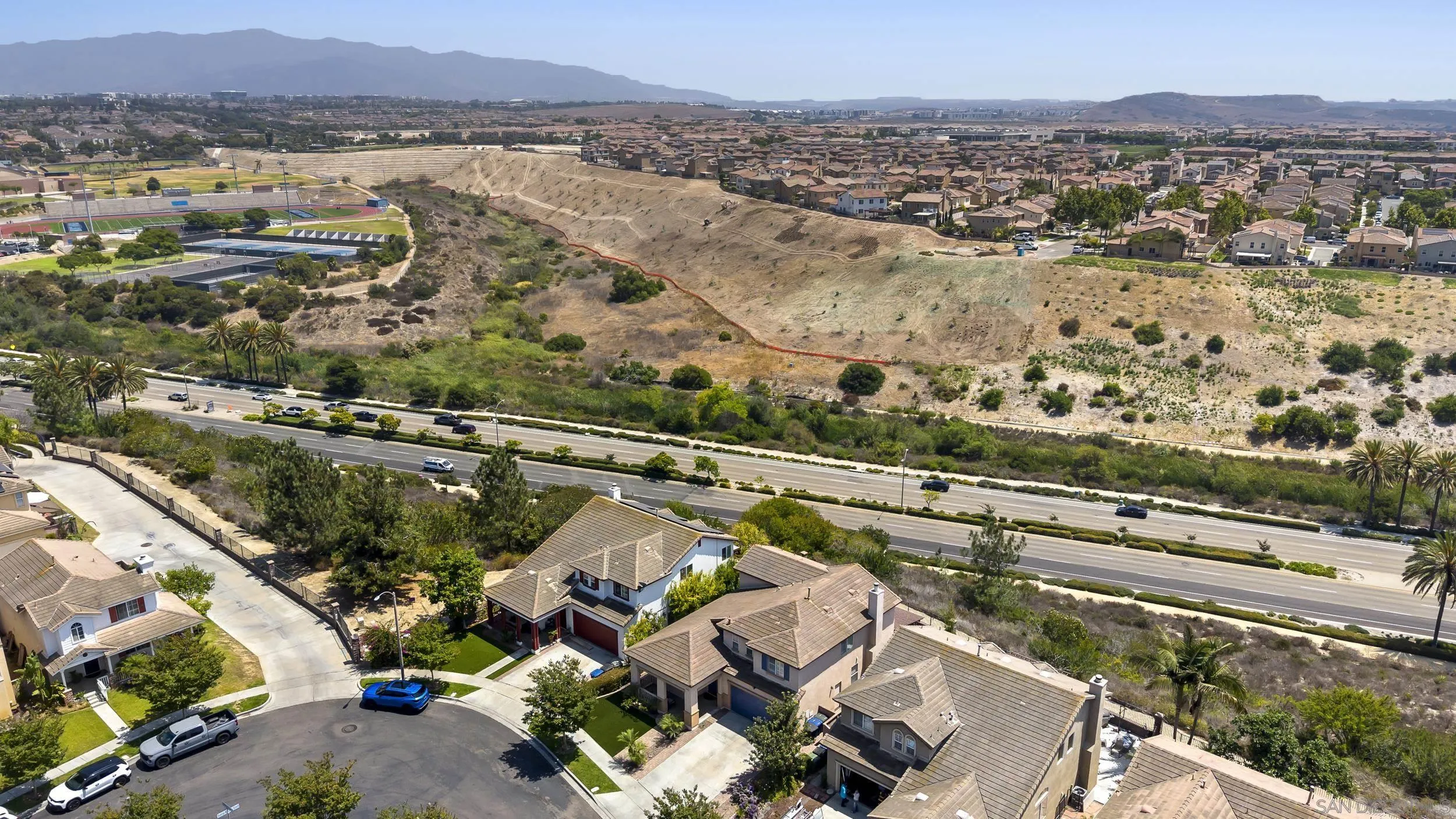https://cdn.realtyfeed.com/cdn/127/250036468/d4348acabd24e98b4118ff6edaa8f165.webp