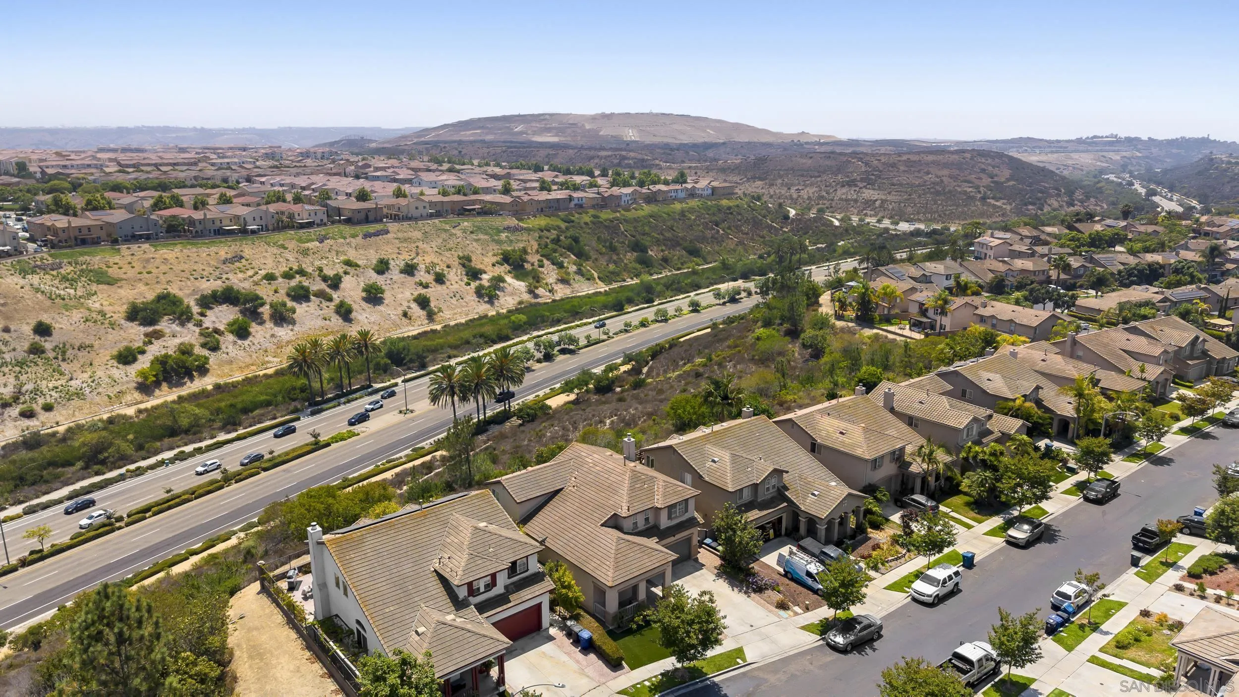 https://cdn.realtyfeed.com/cdn/127/250036468/d901c77606710b983c48c601e7fb8a12.webp