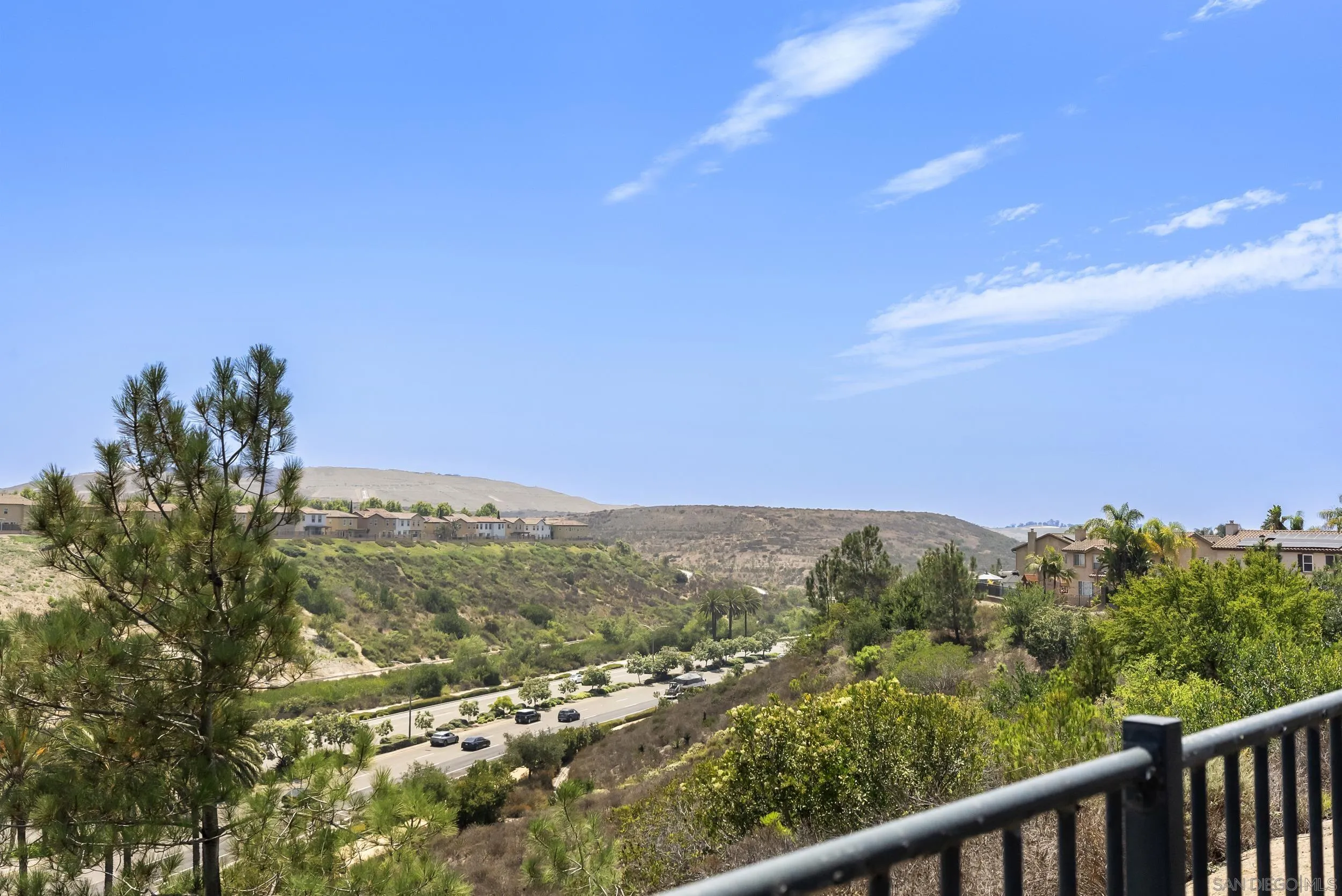 https://cdn.realtyfeed.com/cdn/127/250036468/eca15ce52d00ca147ef0ba4bdb3a78a0.webp