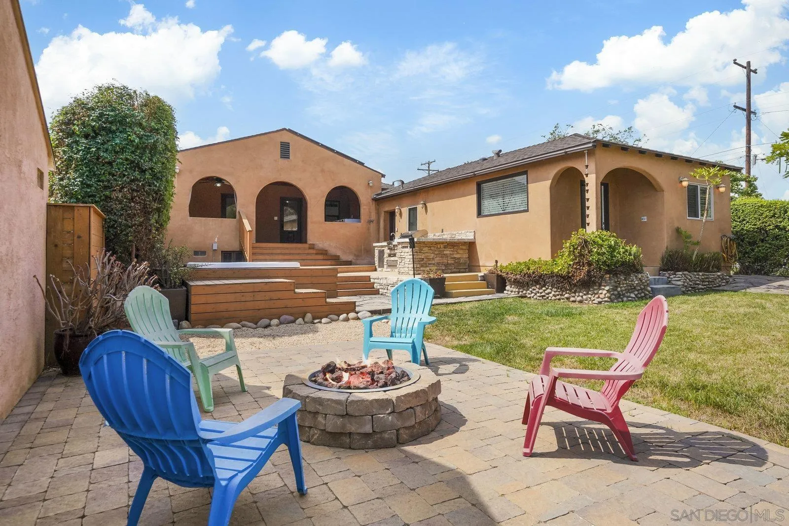 https://cdn.realtyfeed.com/cdn/127/250036473/6a3af3771adf5aba07f21863b7883493.webp