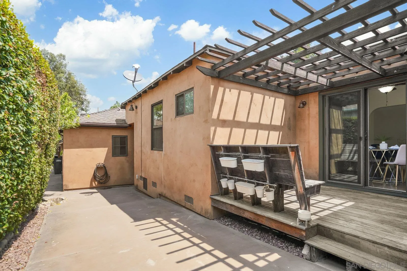 https://cdn.realtyfeed.com/cdn/127/250036473/942da025362690c7cb1f90422c4172cb.webp