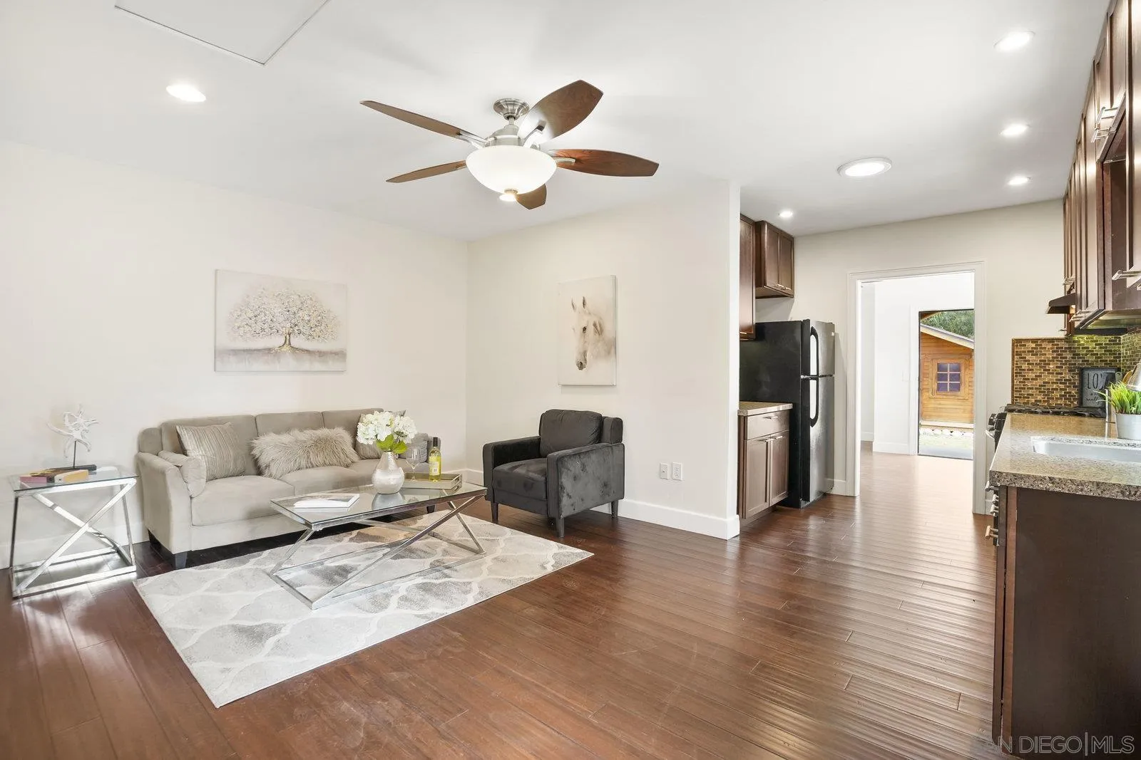 https://cdn.realtyfeed.com/cdn/127/250036473/c0b37bdcd1198da8e1ad96f5013bd366.webp