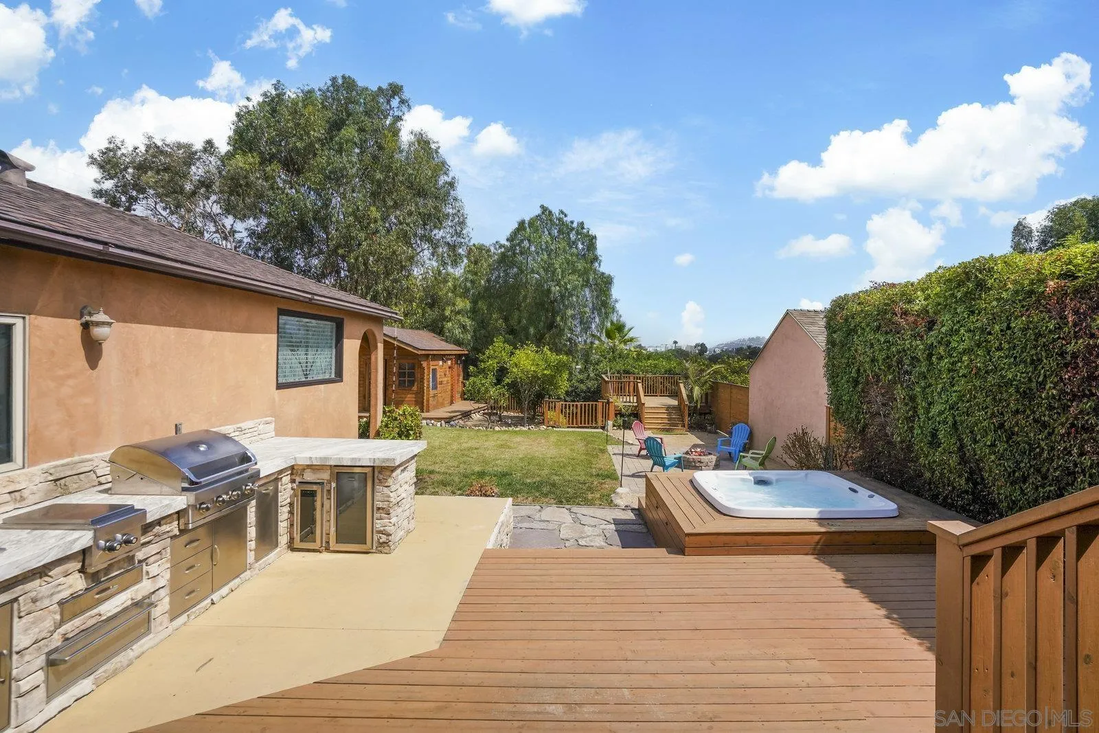https://cdn.realtyfeed.com/cdn/127/250036473/c4a584e9c717010ad1beea43a8ba13e8.webp