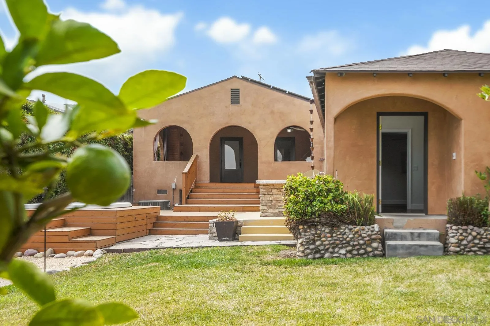 https://cdn.realtyfeed.com/cdn/127/250036473/d5c219de167723dede4b361434c5190c.webp