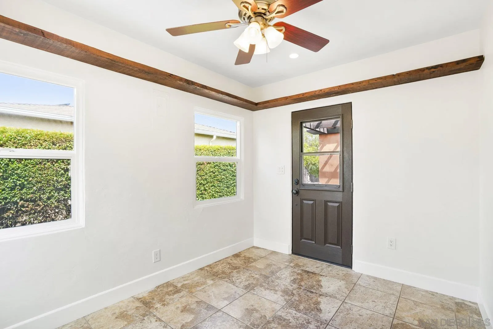 https://cdn.realtyfeed.com/cdn/127/250036473/e1d264d07aa89c70b4a8d5fbab3ee664.webp