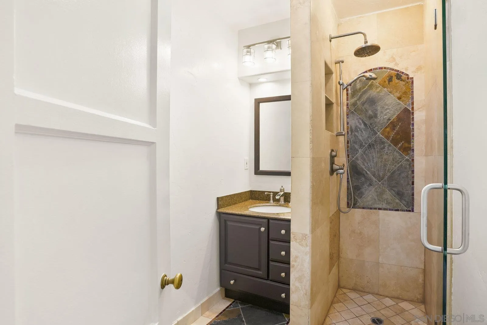 https://cdn.realtyfeed.com/cdn/127/250036473/ea99840b8d3e2876059b1291f2bdd7cb.webp