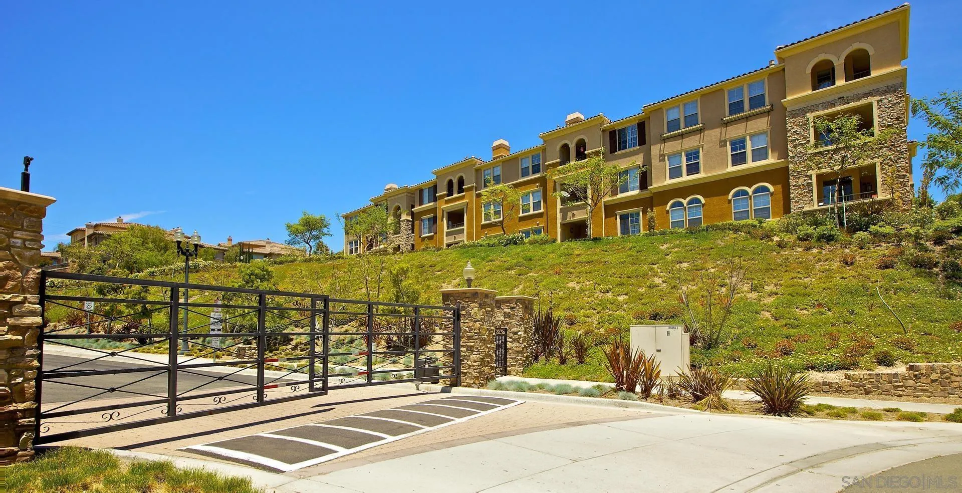 https://cdn.realtyfeed.com/cdn/127/250036474/0fd730eb09f5bd6fe1f617bea6356994.webp