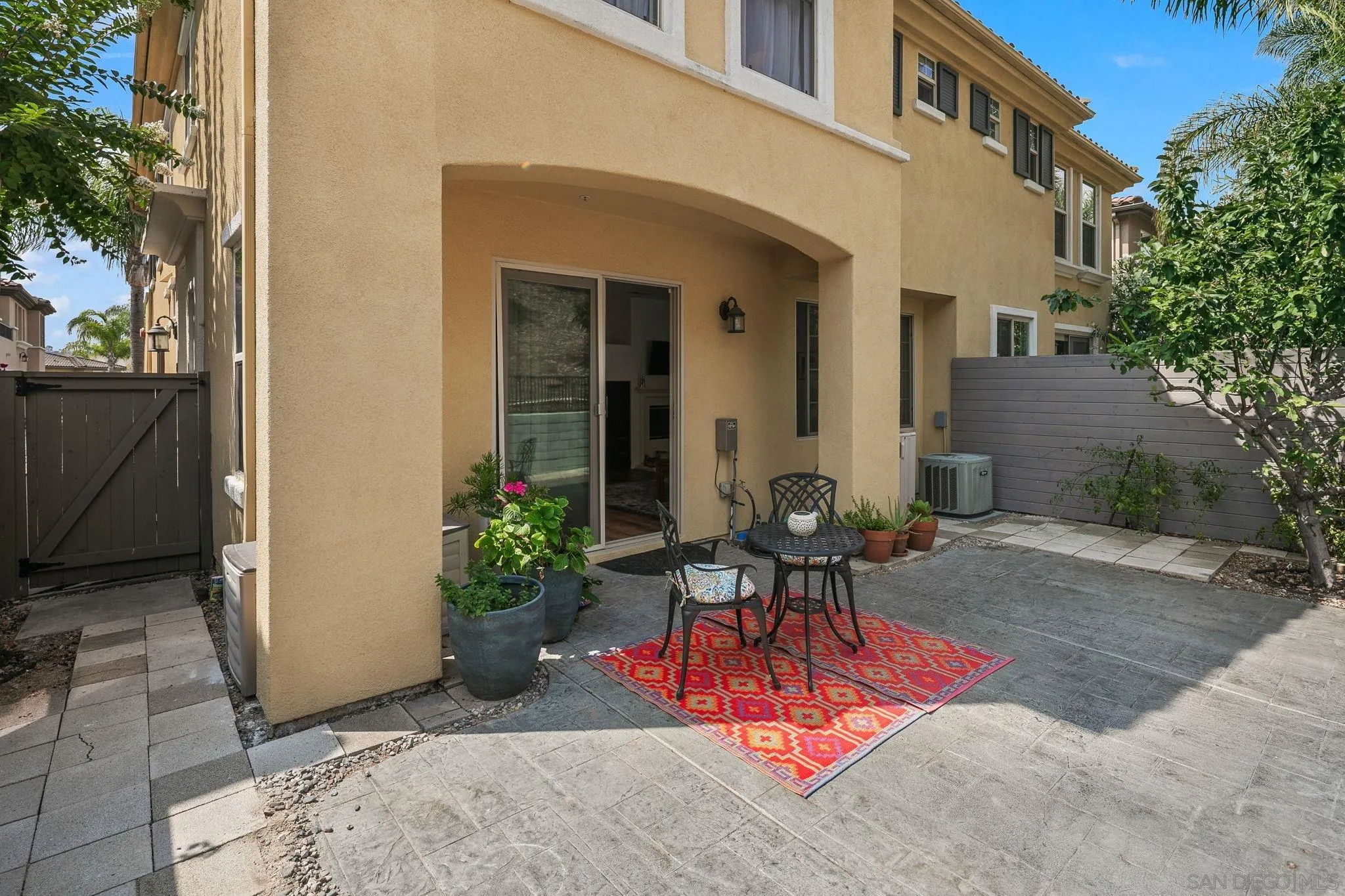 https://cdn.realtyfeed.com/cdn/127/250036474/bff432fab4e7ea9837461ca384cd9004.webp