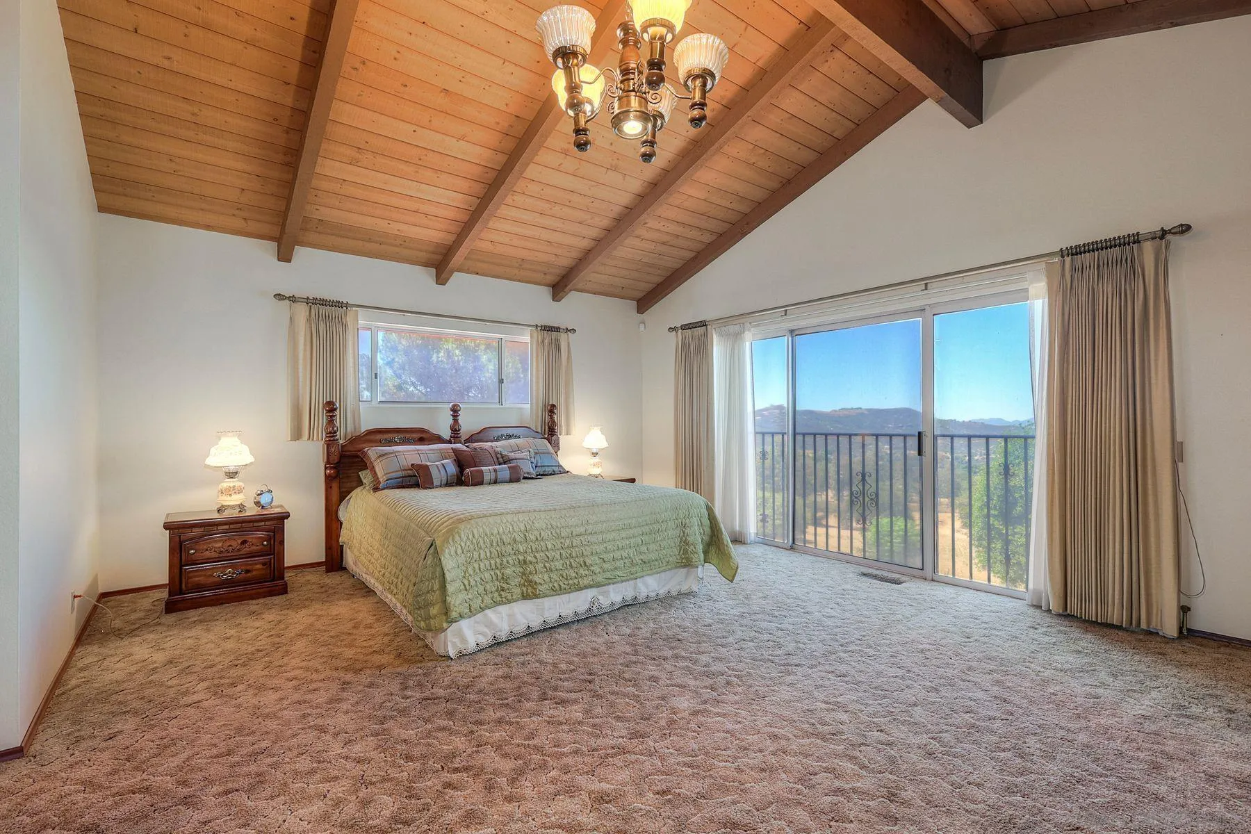 https://cdn.realtyfeed.com/cdn/127/250036475/0de1234353ef68d606c490757c1ce9be.webp