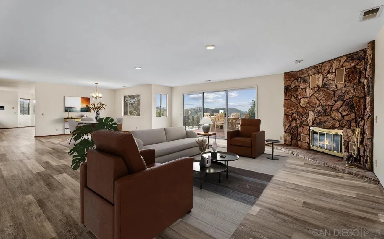 https://cdn.realtyfeed.com/cdn/127/250036475/1fa70a472824e501335b6d52d1113499.webp
