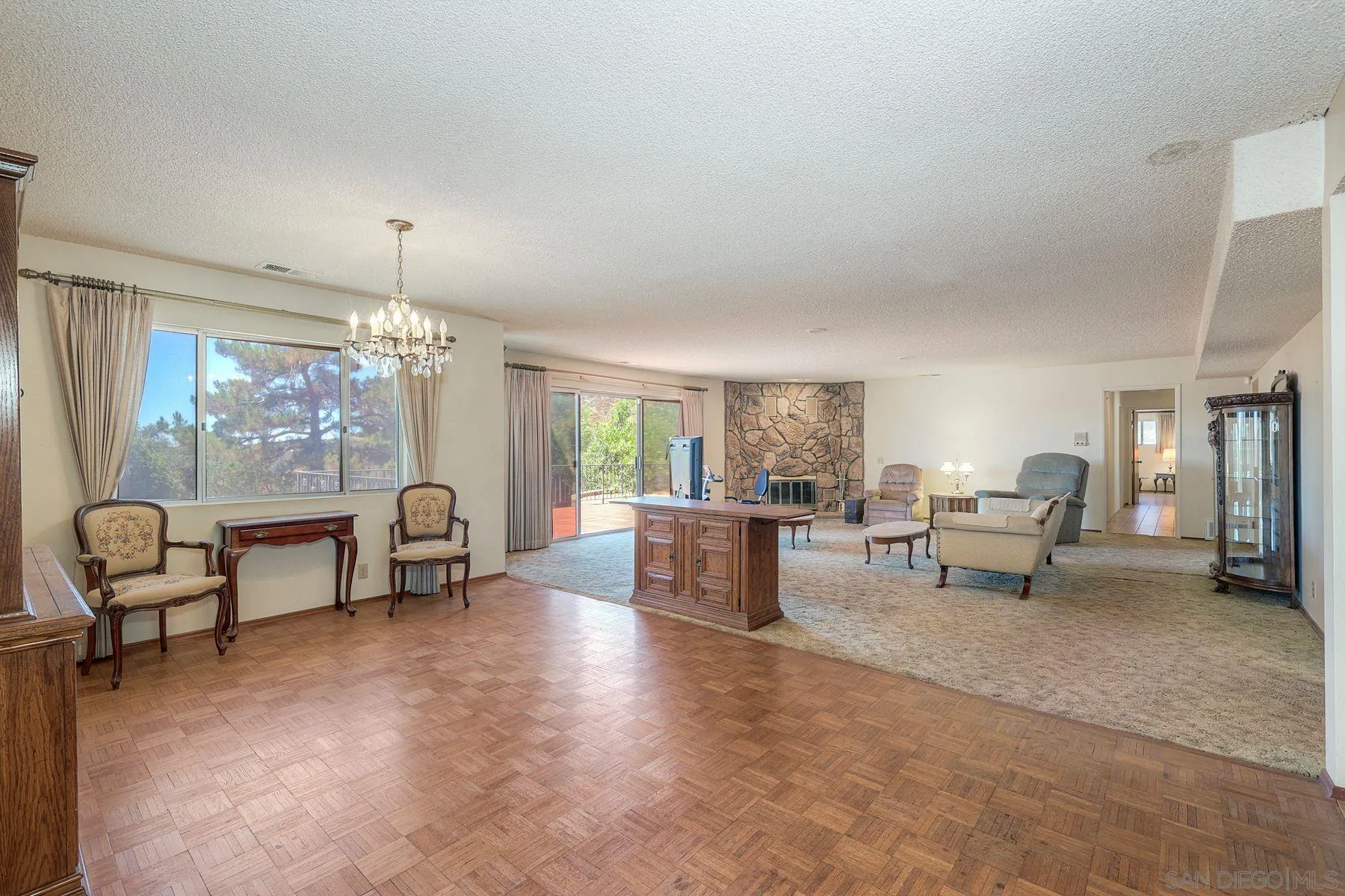 https://cdn.realtyfeed.com/cdn/127/250036475/2b17ea8b23e82cc105c67f7e91fba2fe.webp