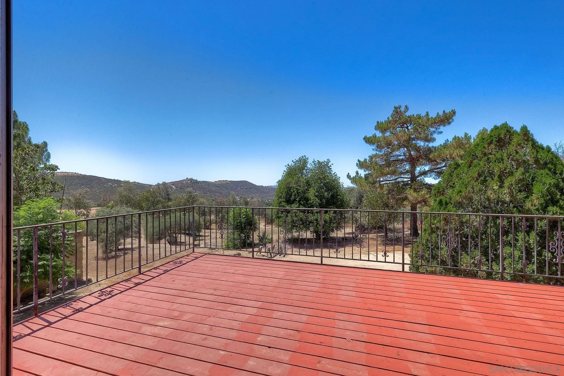 https://cdn.realtyfeed.com/cdn/127/250036475/a5b89ce0695baf782e99740fdd7158e6.webp