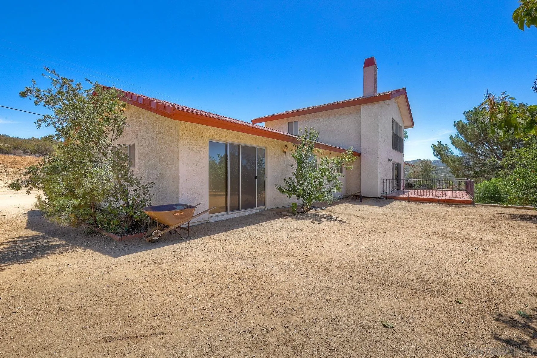https://cdn.realtyfeed.com/cdn/127/250036475/bdd0f4e718d6536db0611bc829faed99.webp