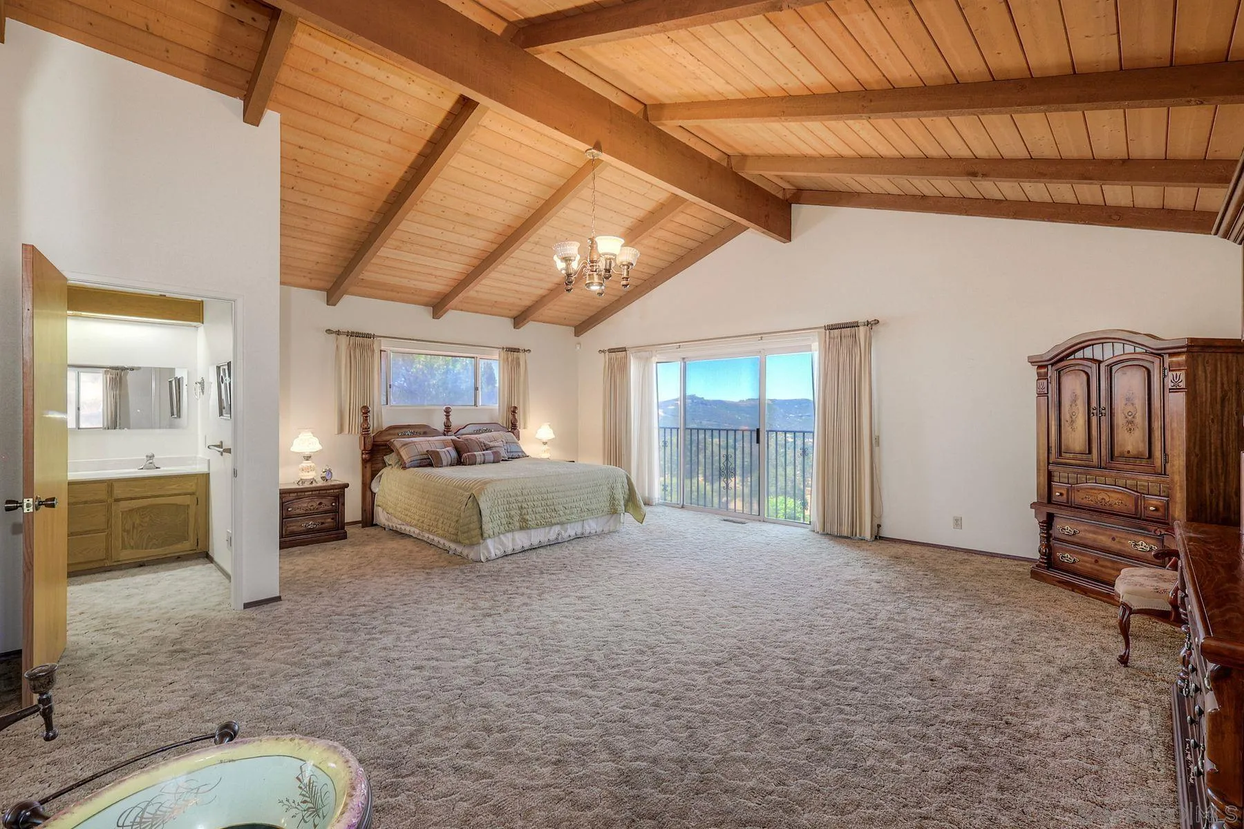 https://cdn.realtyfeed.com/cdn/127/250036475/e4260b6b0cc8f72a2c3b5c974e4c4e06.webp