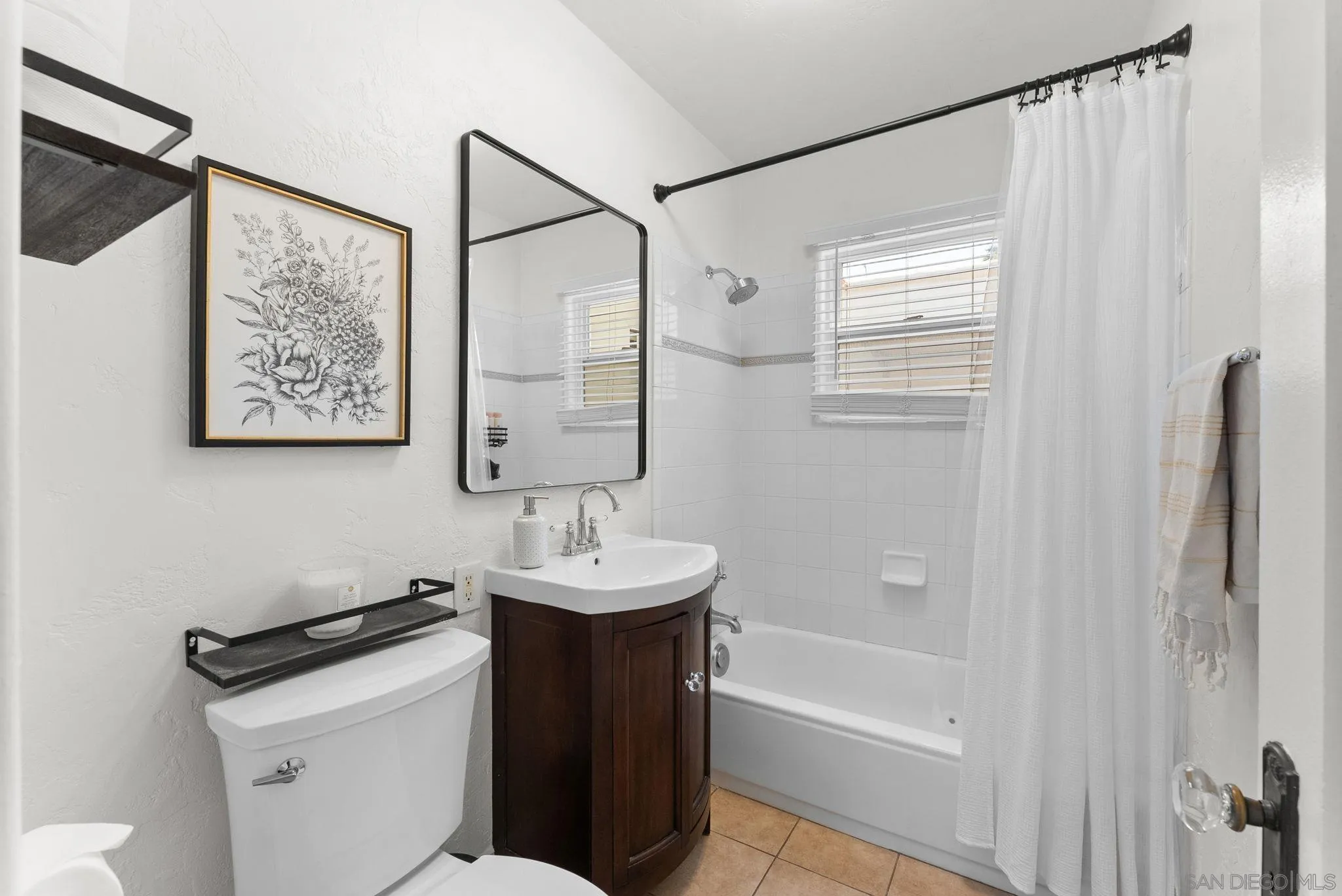 https://cdn.realtyfeed.com/cdn/127/250036476/4704e4e76e0e9cb55ef8eb024a77aea6.webp
