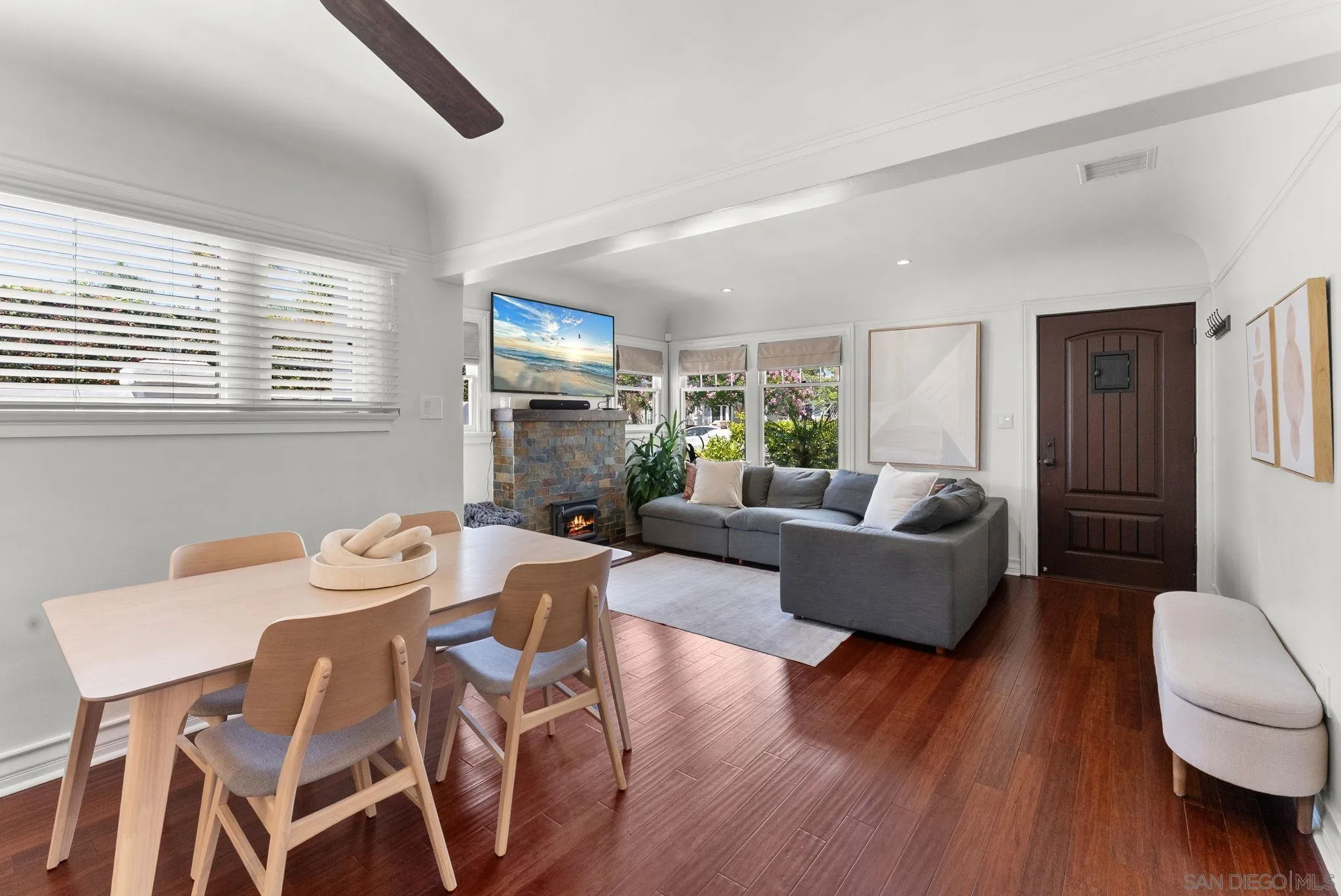 https://cdn.realtyfeed.com/cdn/127/250036476/8846b95d72837dea40230654765ad0ce.webp