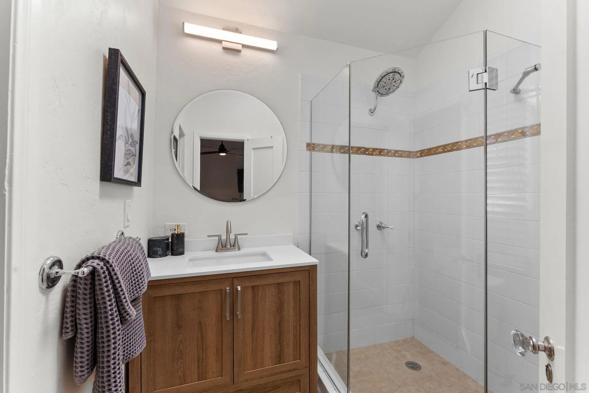 https://cdn.realtyfeed.com/cdn/127/250036476/e8748f447aeac82e320cabd90da37dca.webp