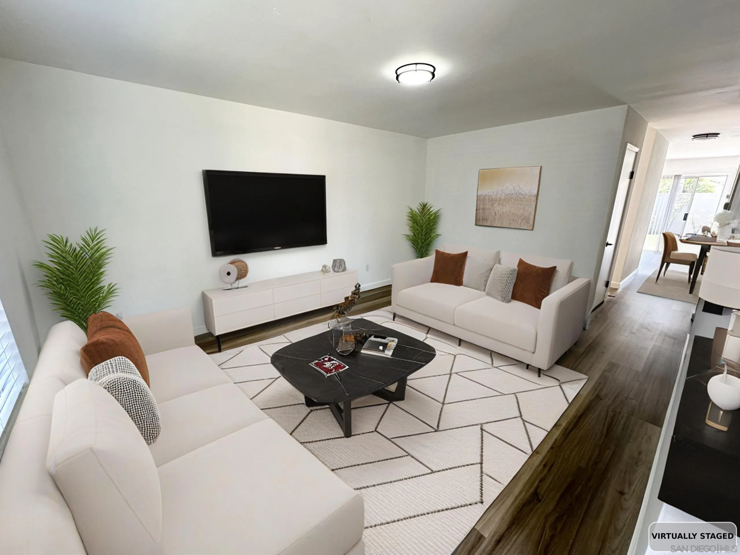 Photo #2: 250036477 Listing 