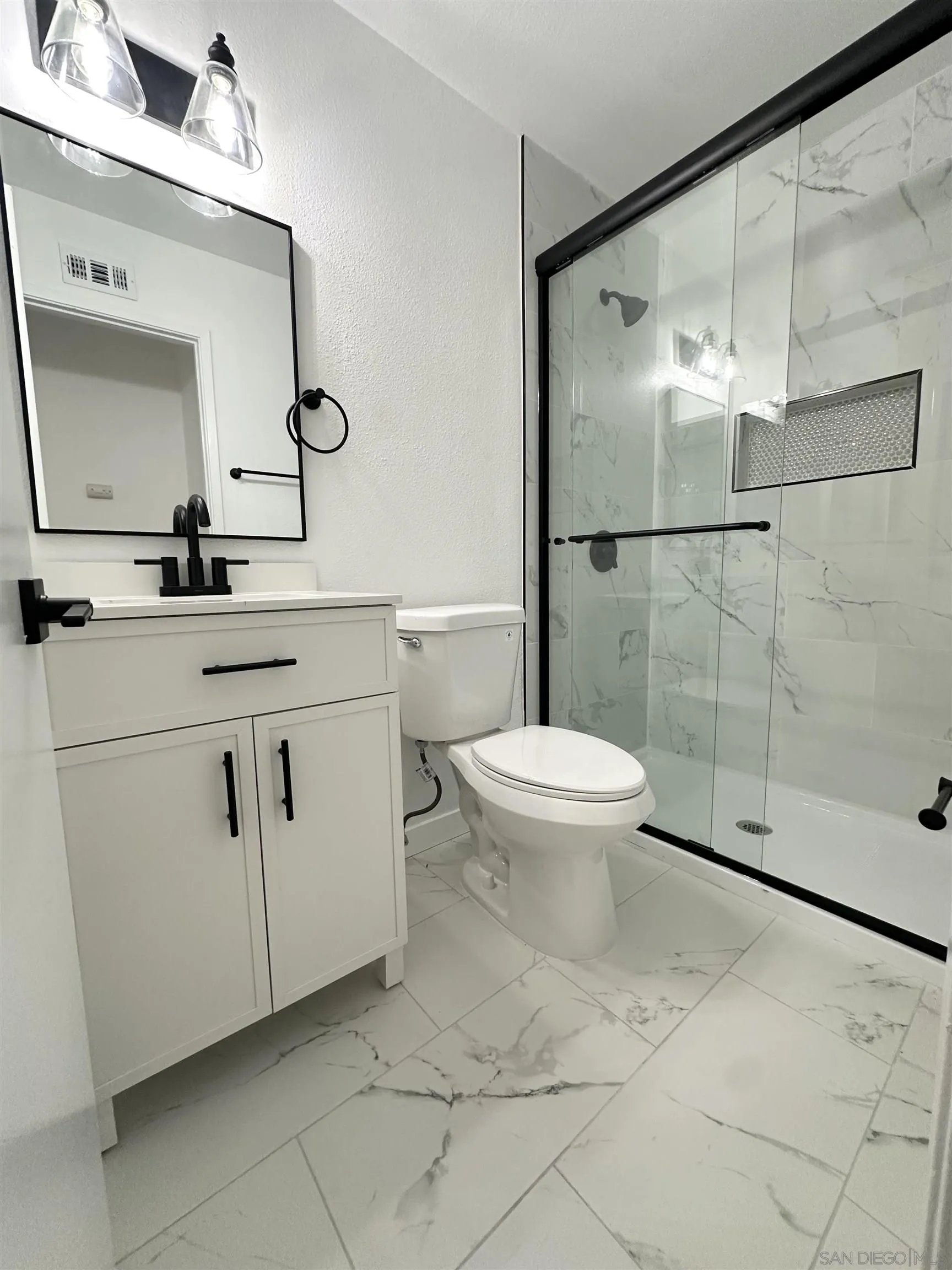 Photo #10: 250036477 Listing: Photo #10