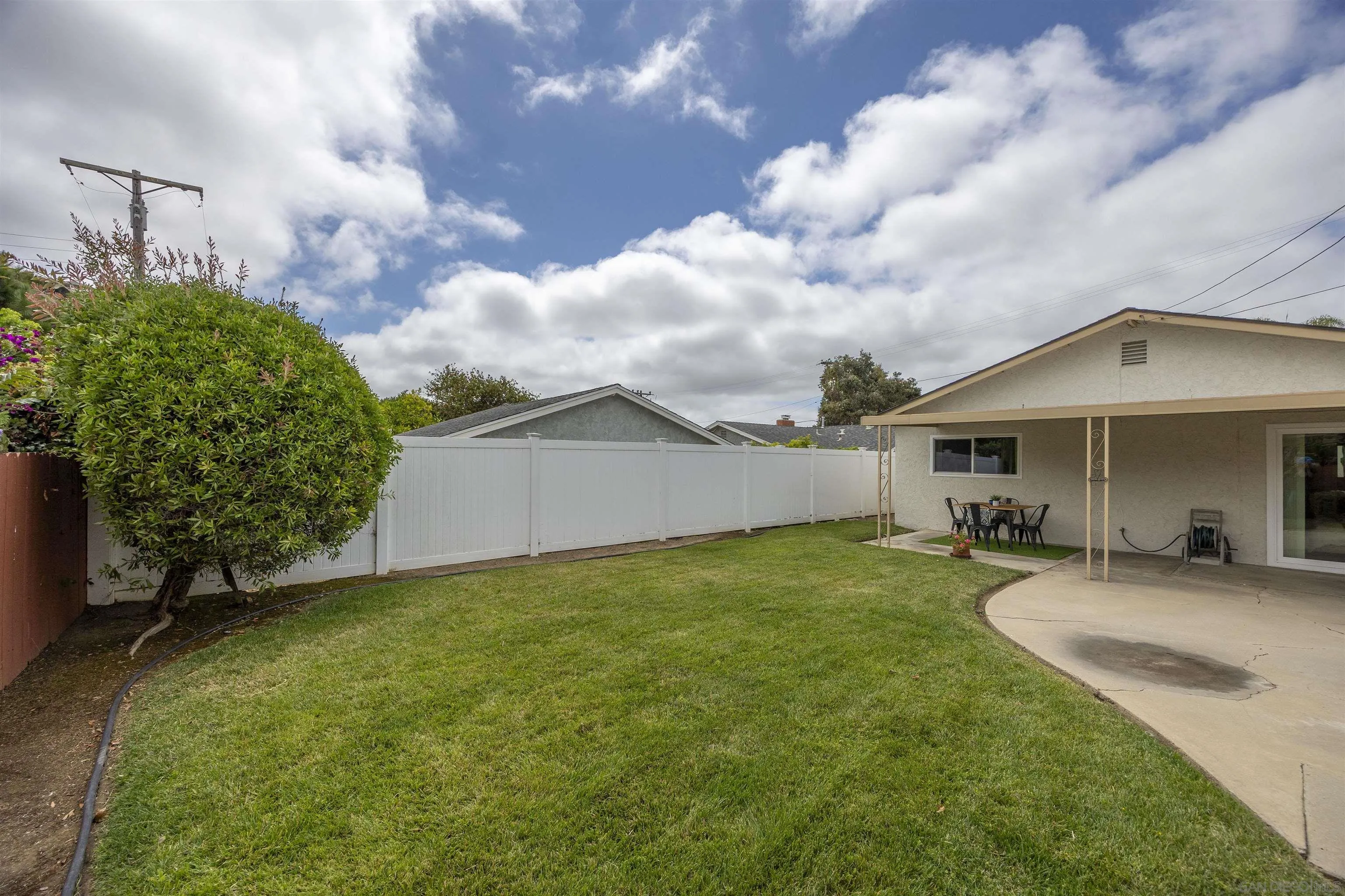 https://cdn.realtyfeed.com/cdn/127/250036478/31e41312ac75c978d3acd2fb9f36c64e.webp