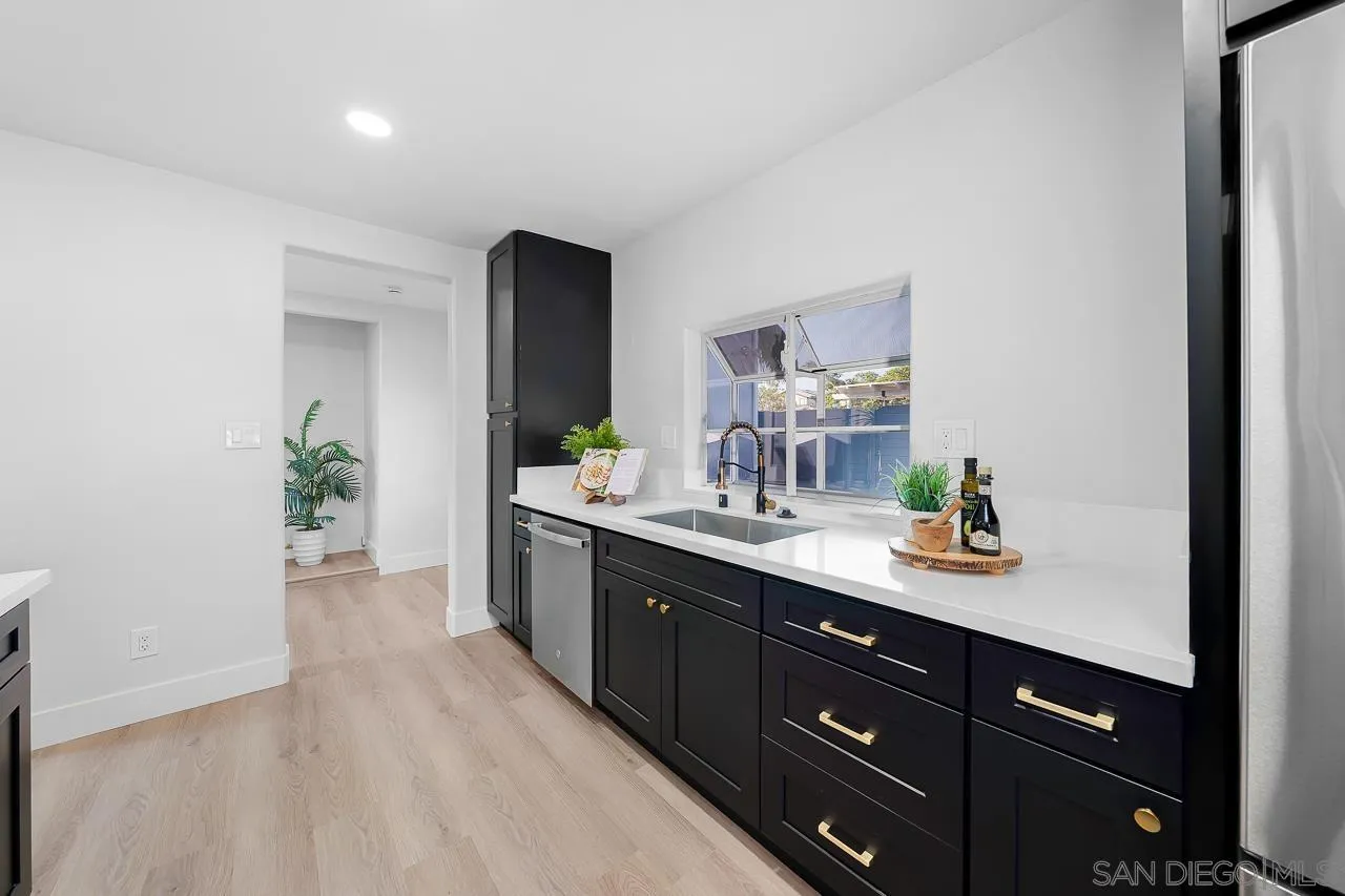 https://cdn.realtyfeed.com/cdn/127/250036481/088c80a400703ecd1fb0b6fb6abd5dea.webp