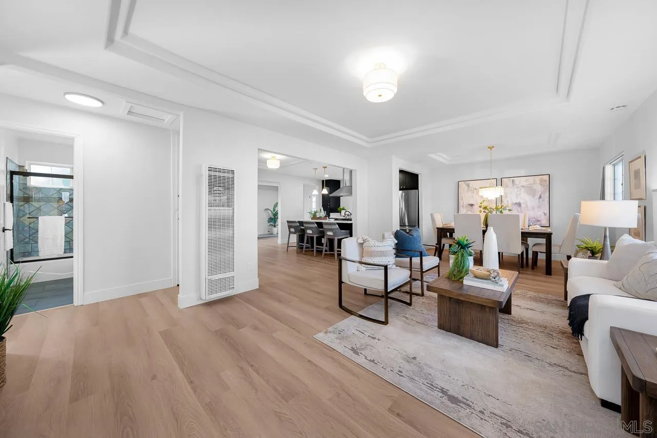 https://cdn.realtyfeed.com/cdn/127/250036481/45bf4ec9f61137e9abf6af9a848c3737.webp