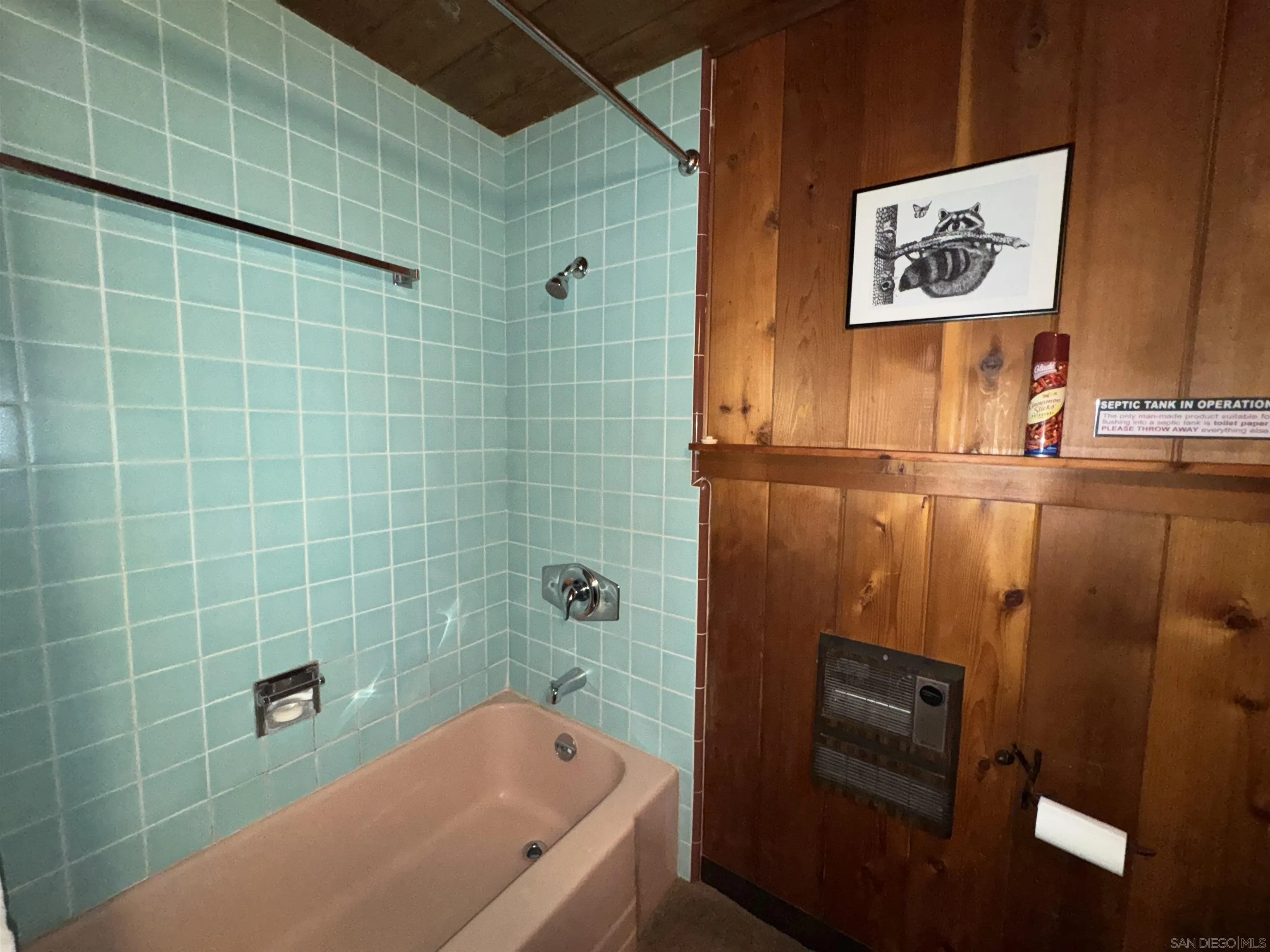https://cdn.realtyfeed.com/cdn/127/250036482/40c8e659705391583cf554eaee94a7b5.webp