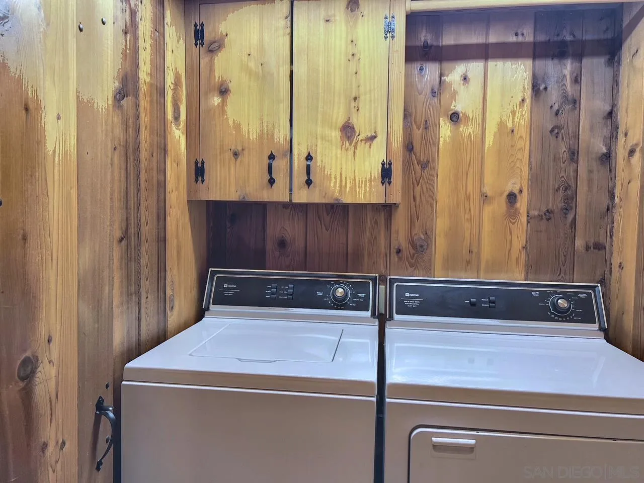 https://cdn.realtyfeed.com/cdn/127/250036482/a7452620d07b5610140ca0b54432e3f1.webp