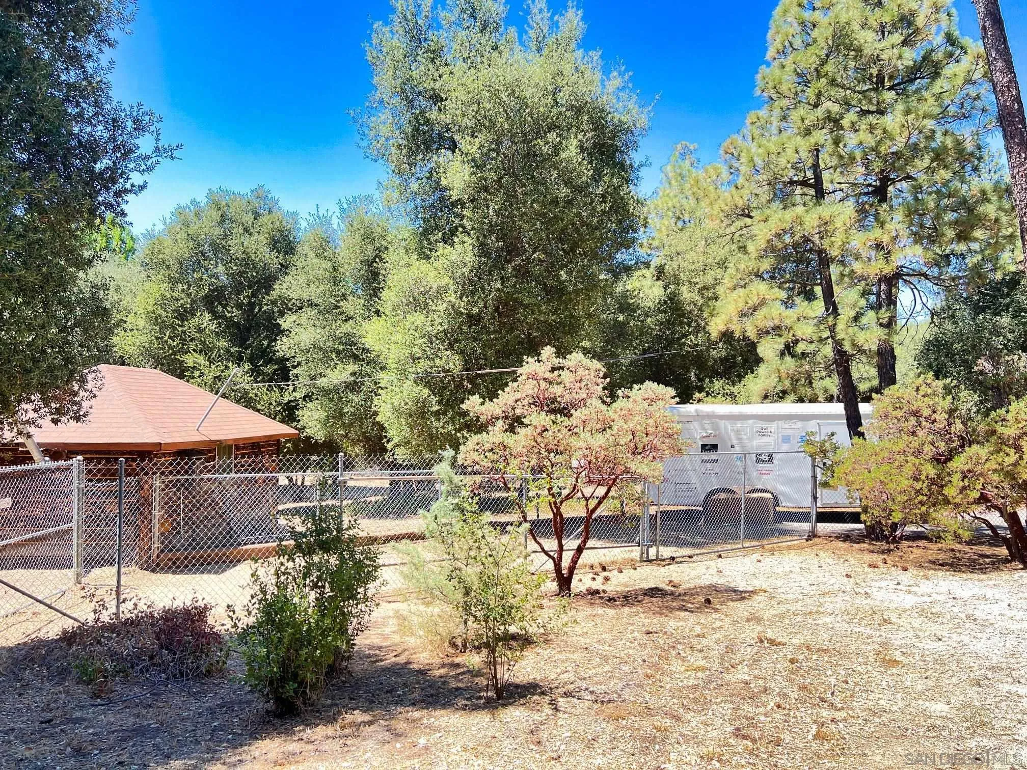 https://cdn.realtyfeed.com/cdn/127/250036482/c382104d509003411beddef7c8a6fadc.webp