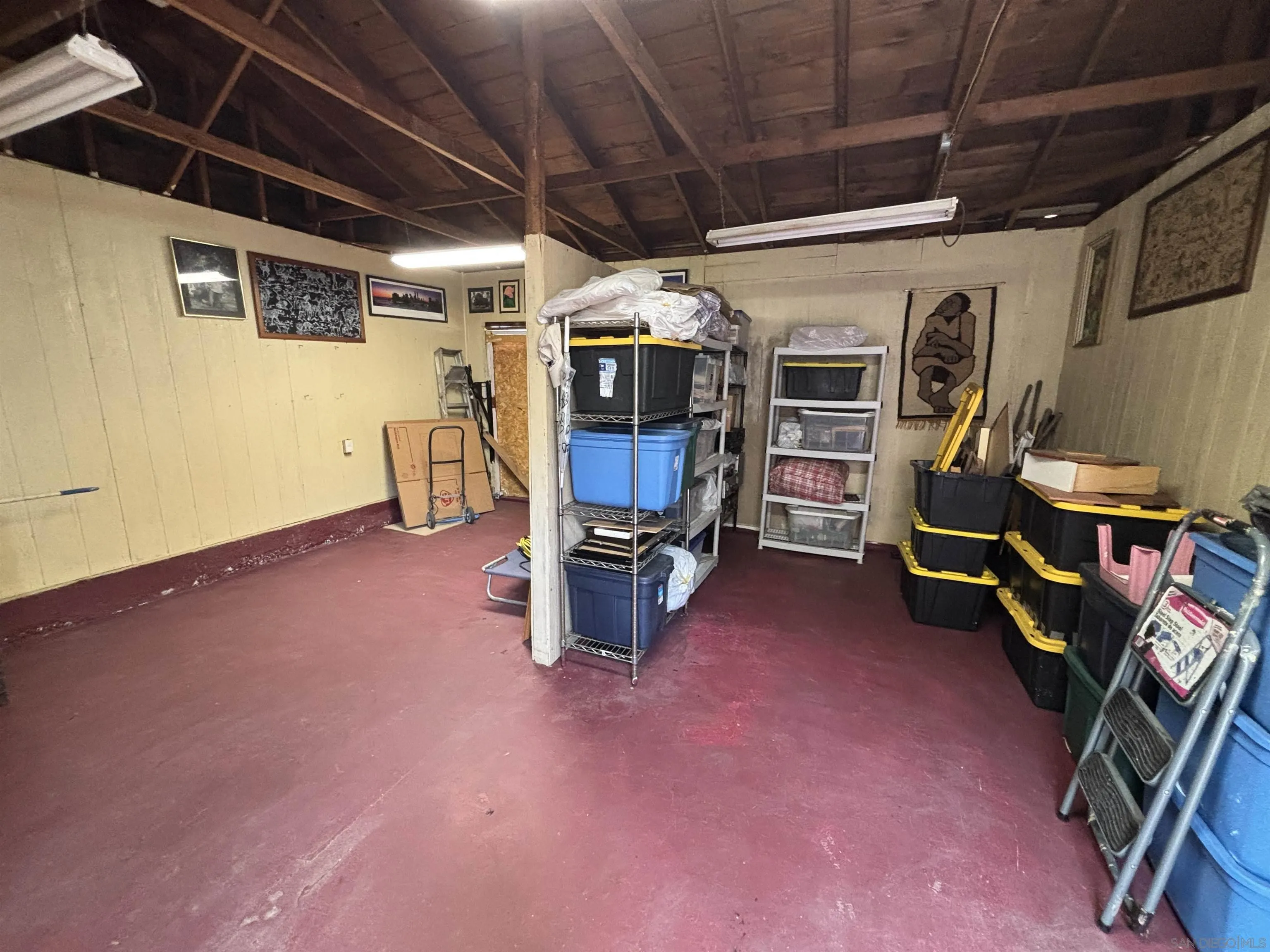 https://cdn.realtyfeed.com/cdn/127/250036485/0e4780f03f8468f99c3218299cd80a5e.webp