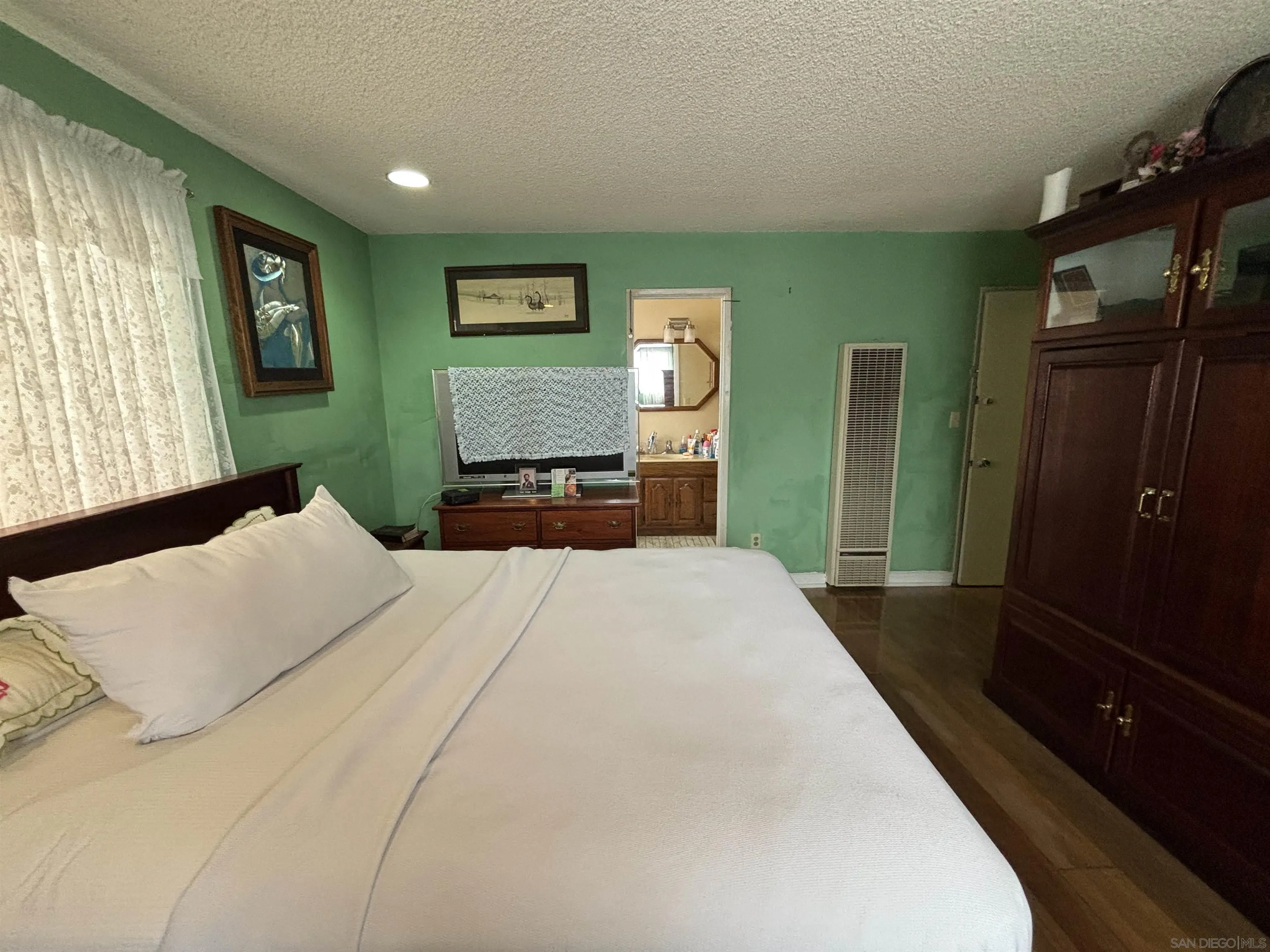 https://cdn.realtyfeed.com/cdn/127/250036485/7faab5811814884d7500d88235807fa6.webp