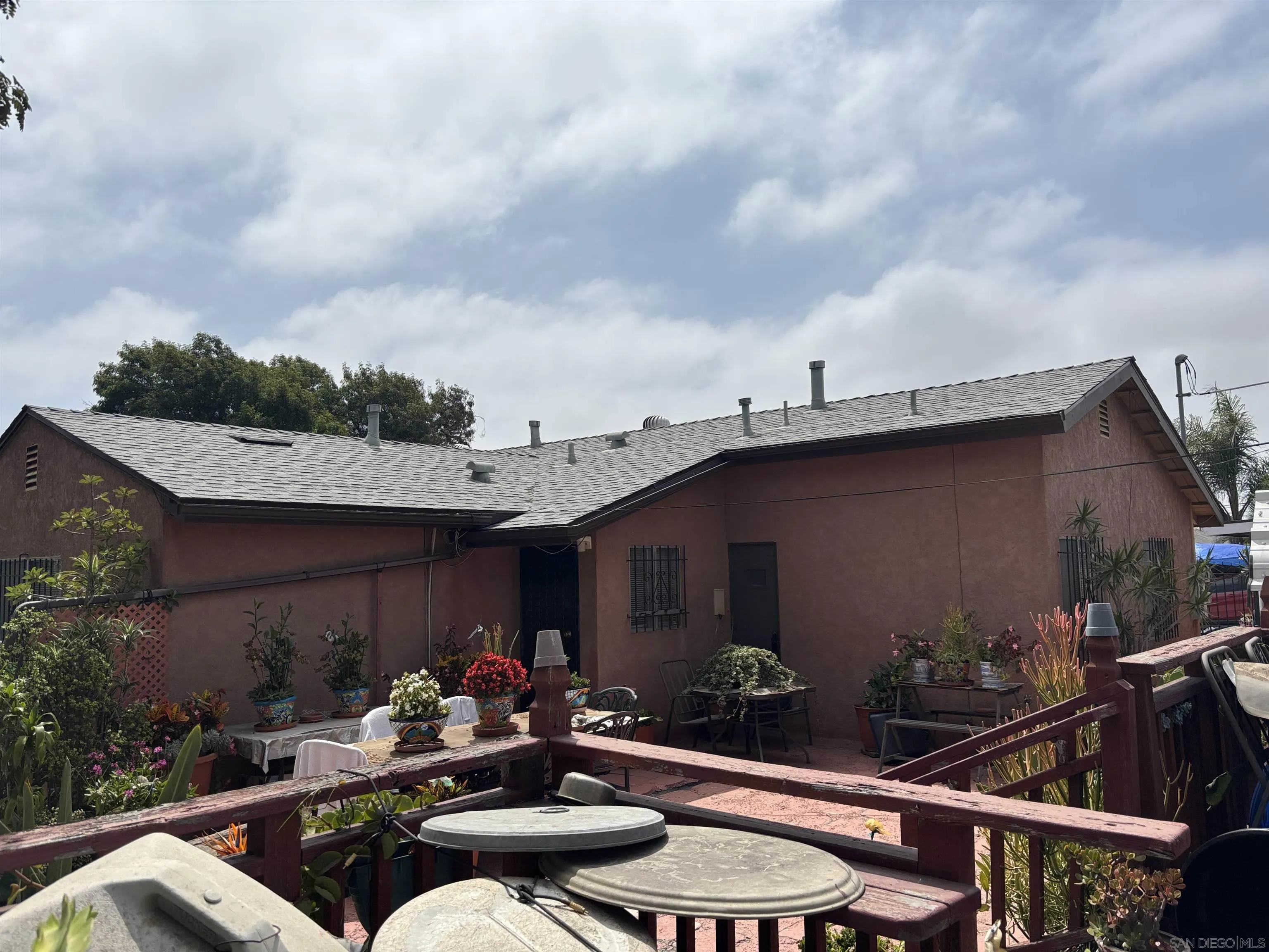 https://cdn.realtyfeed.com/cdn/127/250036485/ed8d8dfe541ec00054719829451d0005.webp